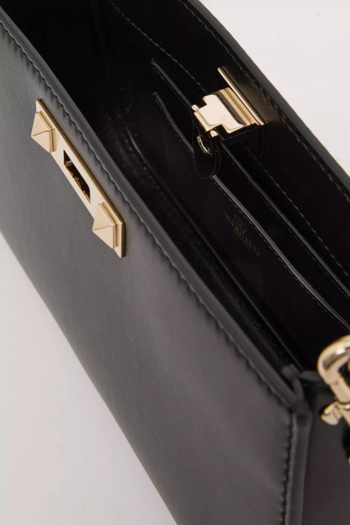 Valentino oc11z0725 Size:OS/Fierce Small Calfskin Bag in Black Size ONE SIZE - 5 Thumbnail
