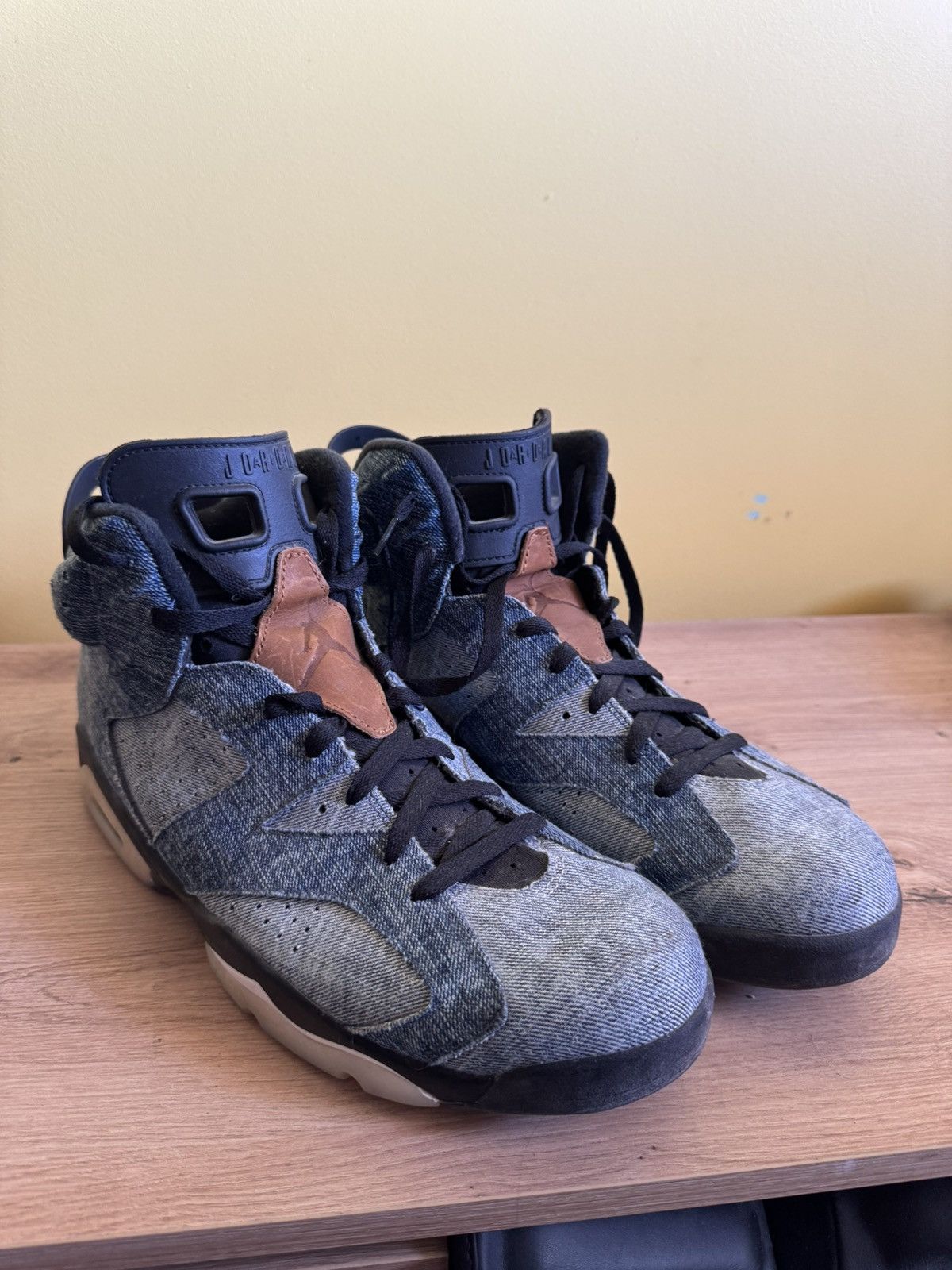 Jordan Brand Jordan 6 washed denim Size US 14 / EU 47 - 1 Thumbnail