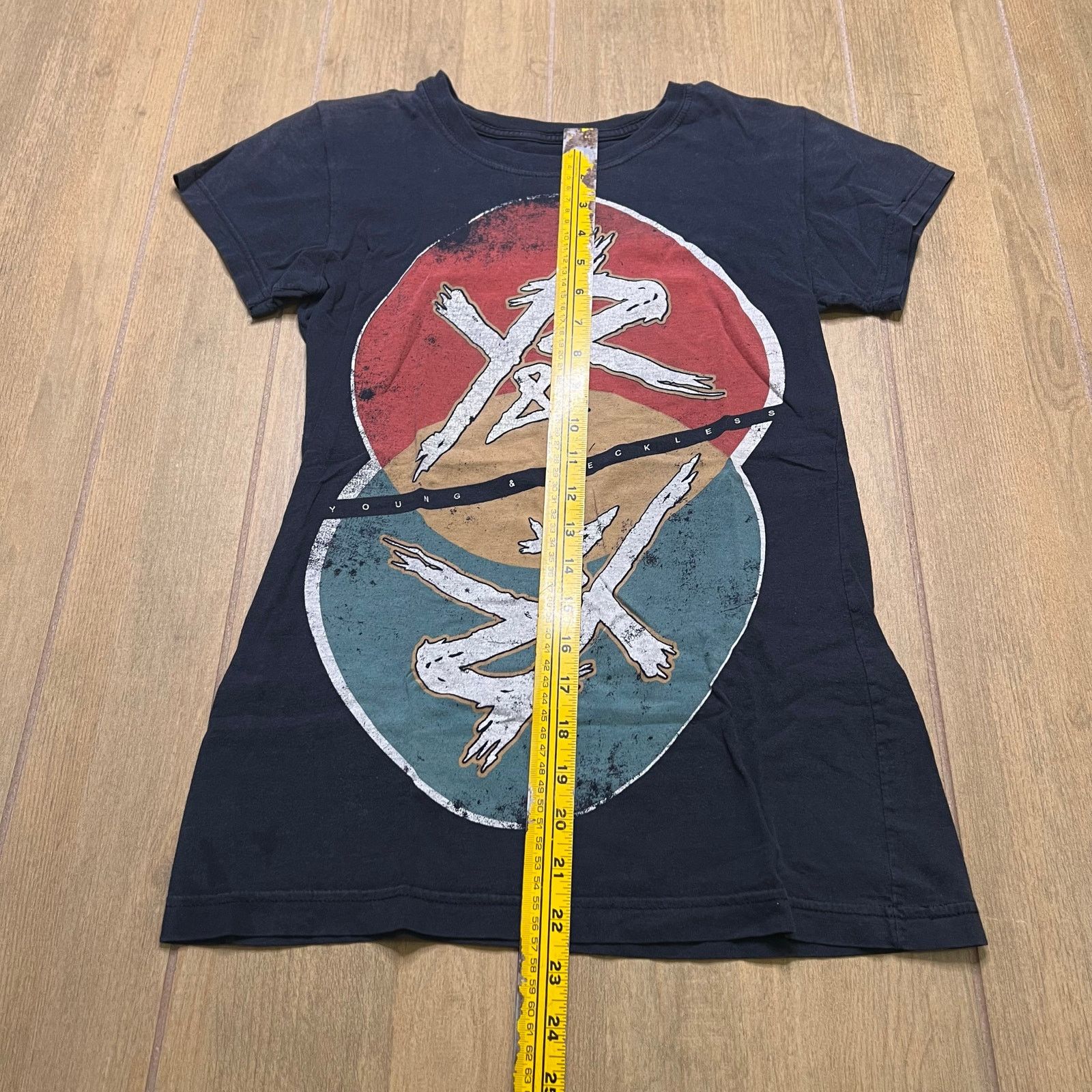Vintage Vintage Y2K Style Young & Reckless Graphic Logo T Shirt Sz S Size S / US 4 / IT 40 - 4 Thumbnail