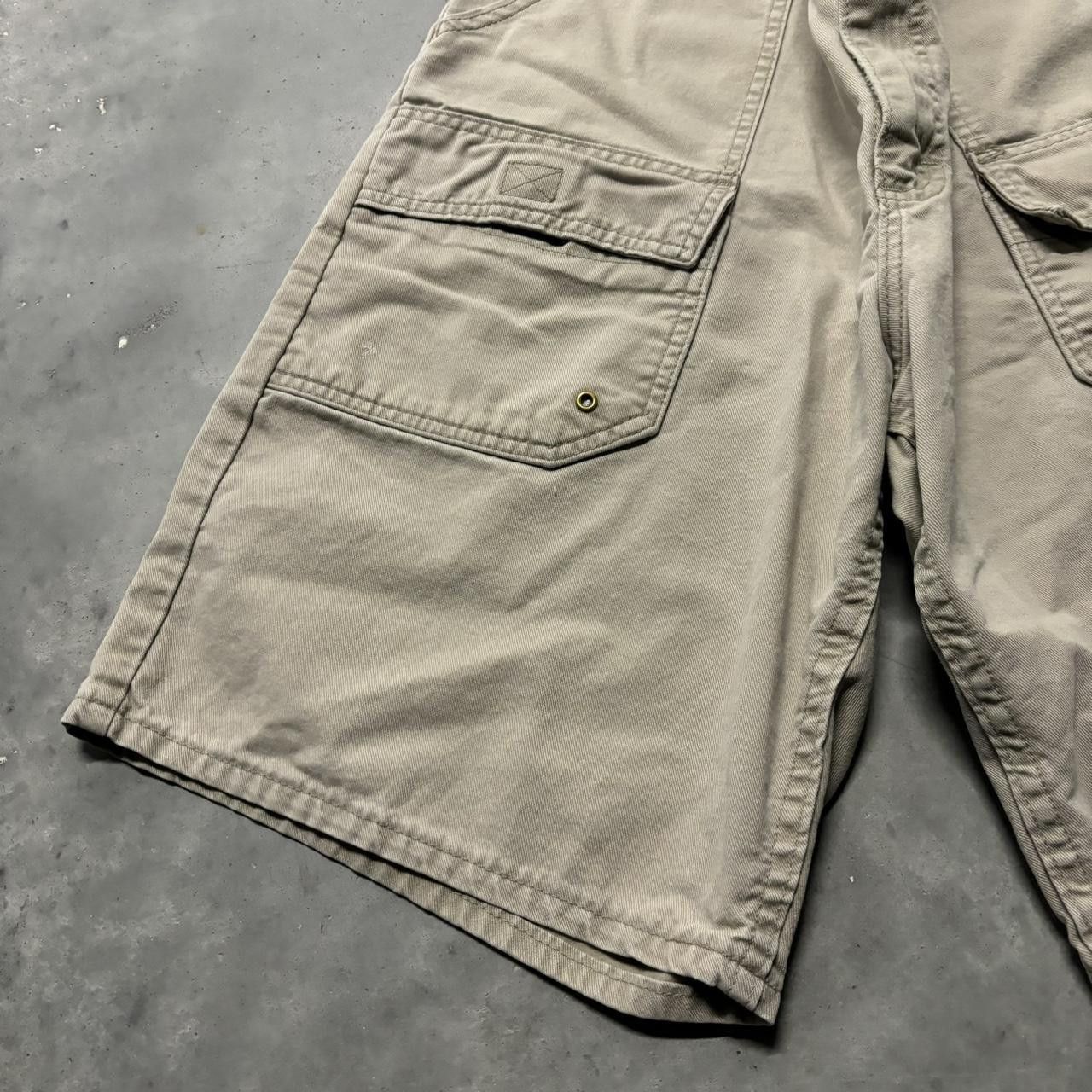 Japanese Brand × Vintage Crazy Vintage Y2K/2000s Baggy Cream Skater Style Cargo Shorts! Size US 34 / EU 50 - 3 Thumbnail