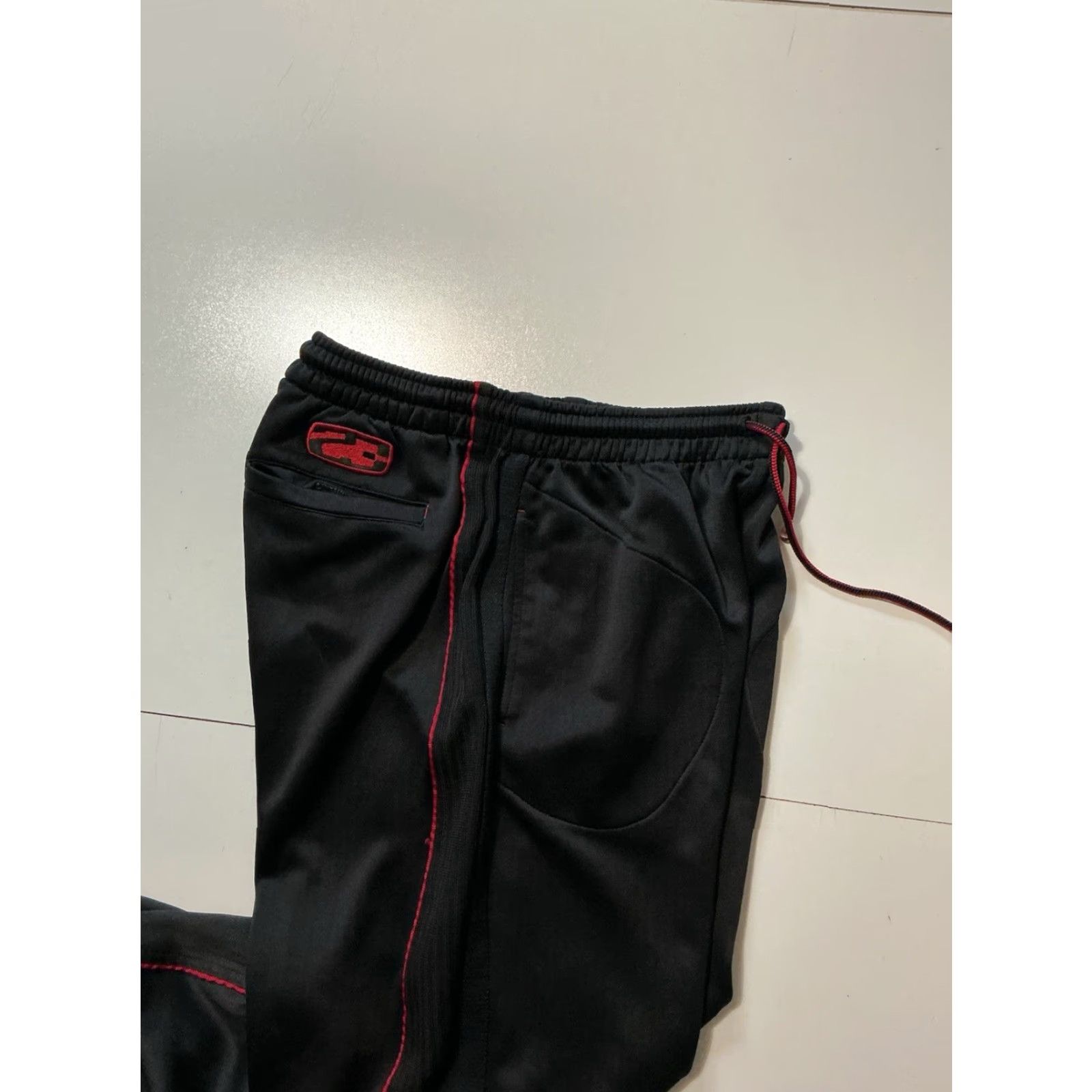 Jordan Brand VINTAGE Air Jordan Track Pants Sz. L Black Red Striped Jumpman 23 Mens Pants Warm Up 90s 00s Size US 33 - 7 Thumbnail