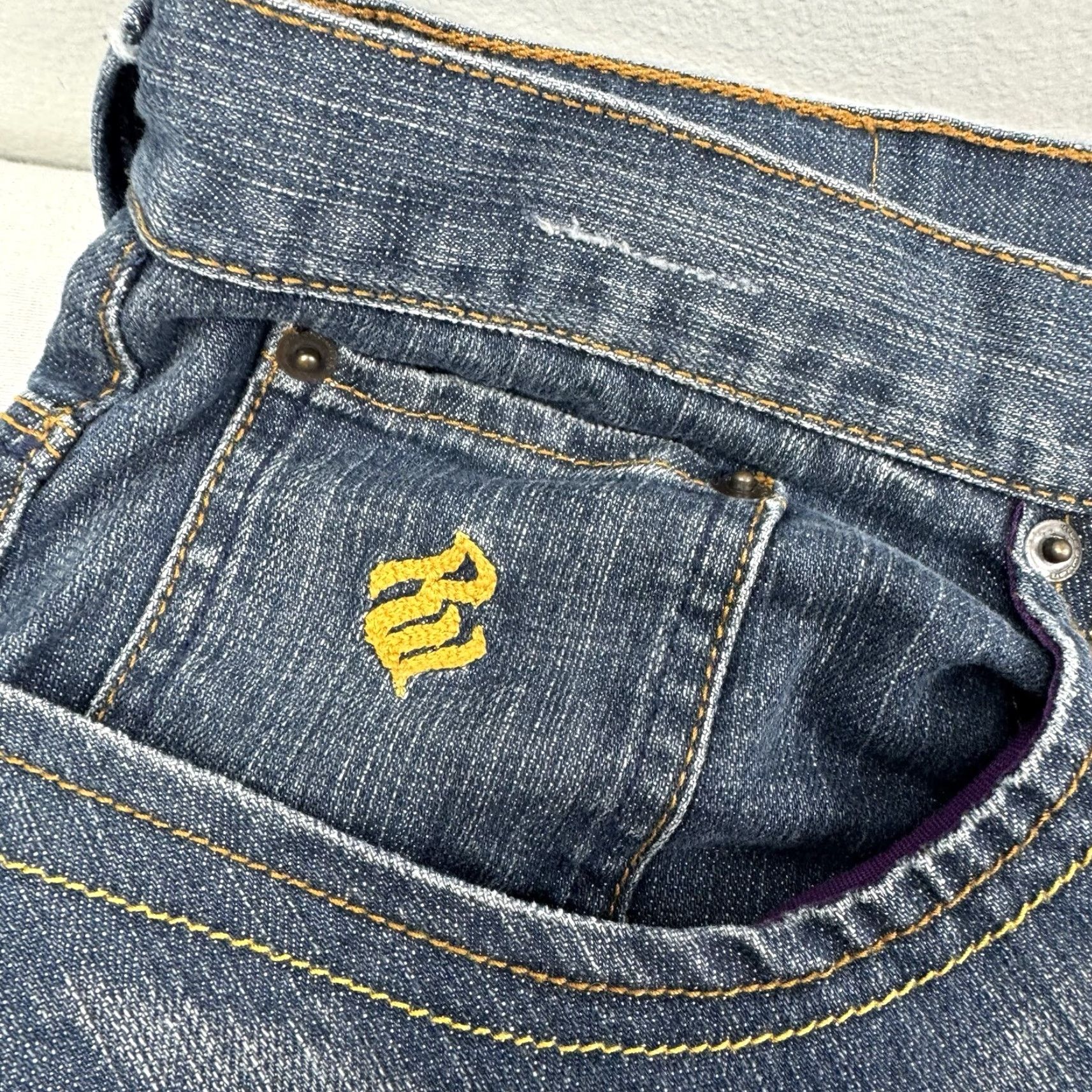 Rocawear VINTAGE Rocawear Jeans Adult 36x33 Black Wide-Leg Grunge Y2K Punk Hipster Jeans Mens Size US 36 / EU 52 - 3 Thumbnail