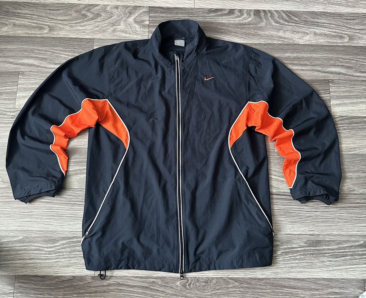 Nike Nike Tn Court vintage Windrunner jacket y2k nylon track jack Size US L / EU 52-54 / 3 - 1 Thumbnail