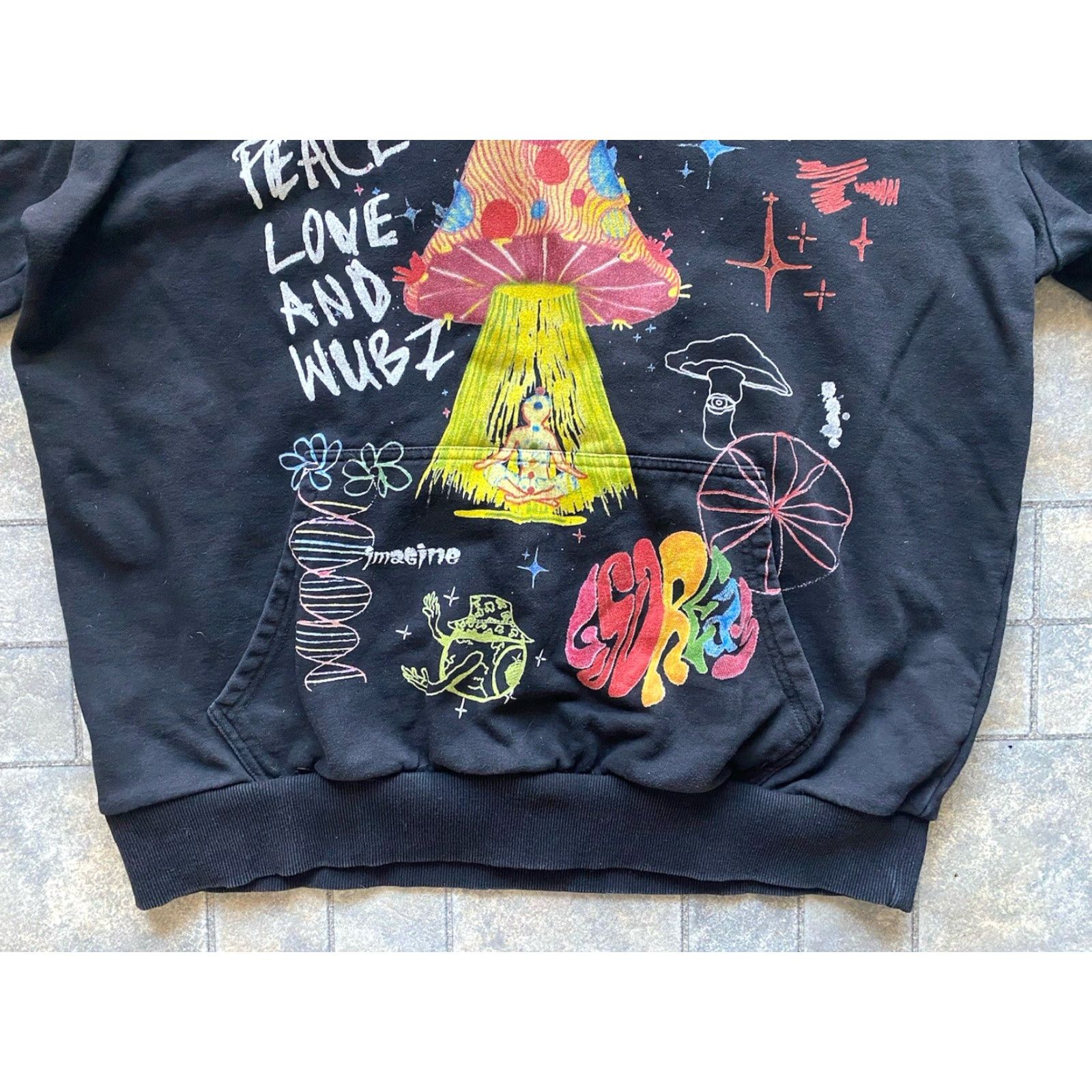Vintage LSDREAM Hoodie Mens XL Black Pullover Peace Love & Wubz Somewhere Lost In Space Size US XL / EU 56 / 4 - 3 Thumbnail