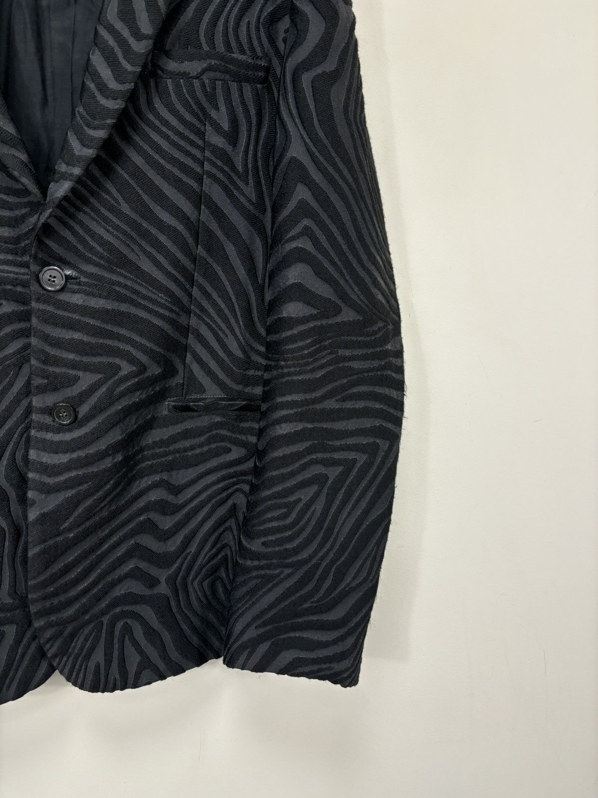 Emporio Armani Emporio Armani Men’s Zebra Jacquard Wool Blend Blazer Jacket Size 46R - 8 Thumbnail