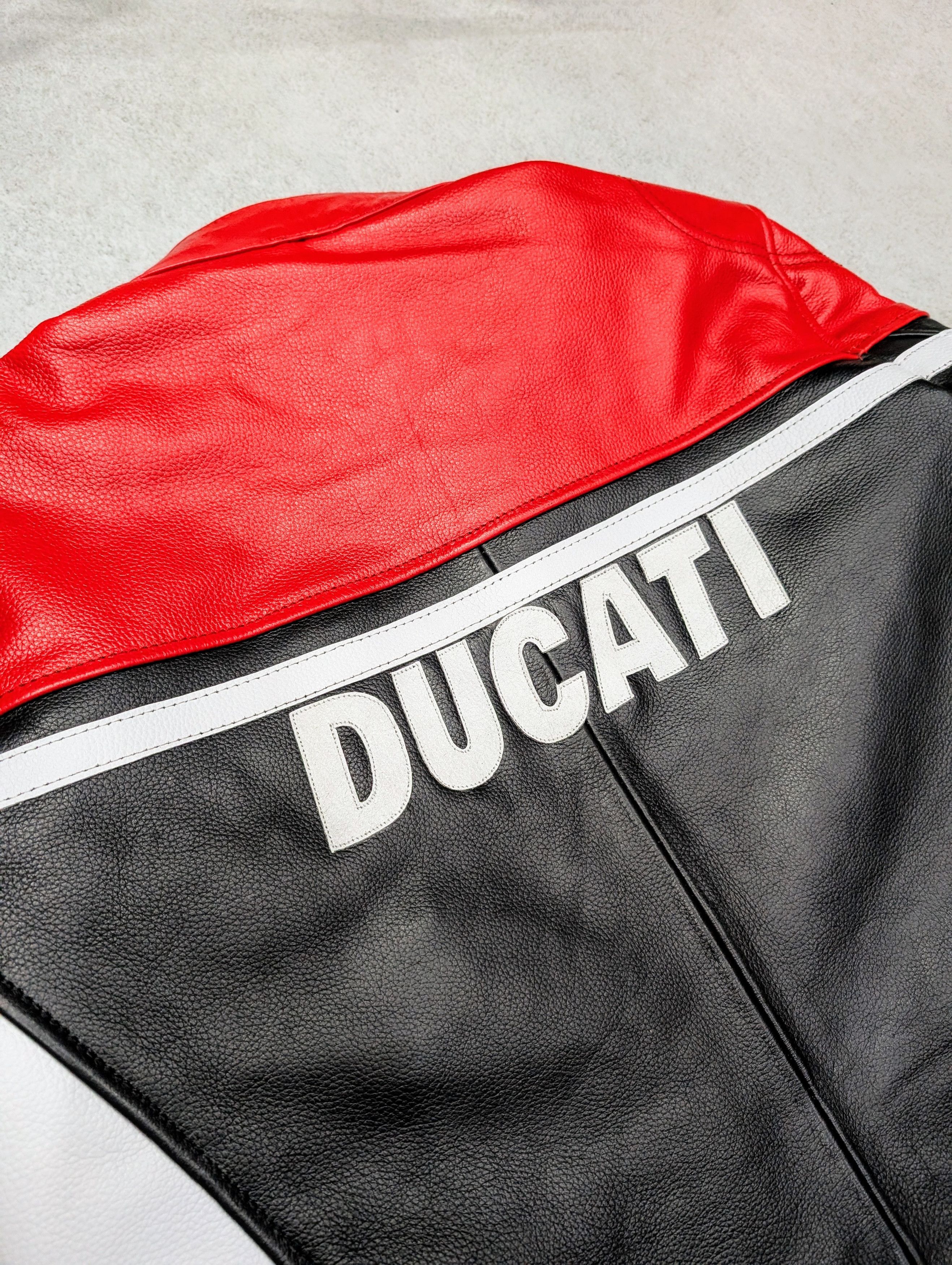 Ducati 💥 Ducati 💥 Motorcycle Leather Jacket Biker Streetwear Size US M / EU 48-50 / 2 - 7 Thumbnail