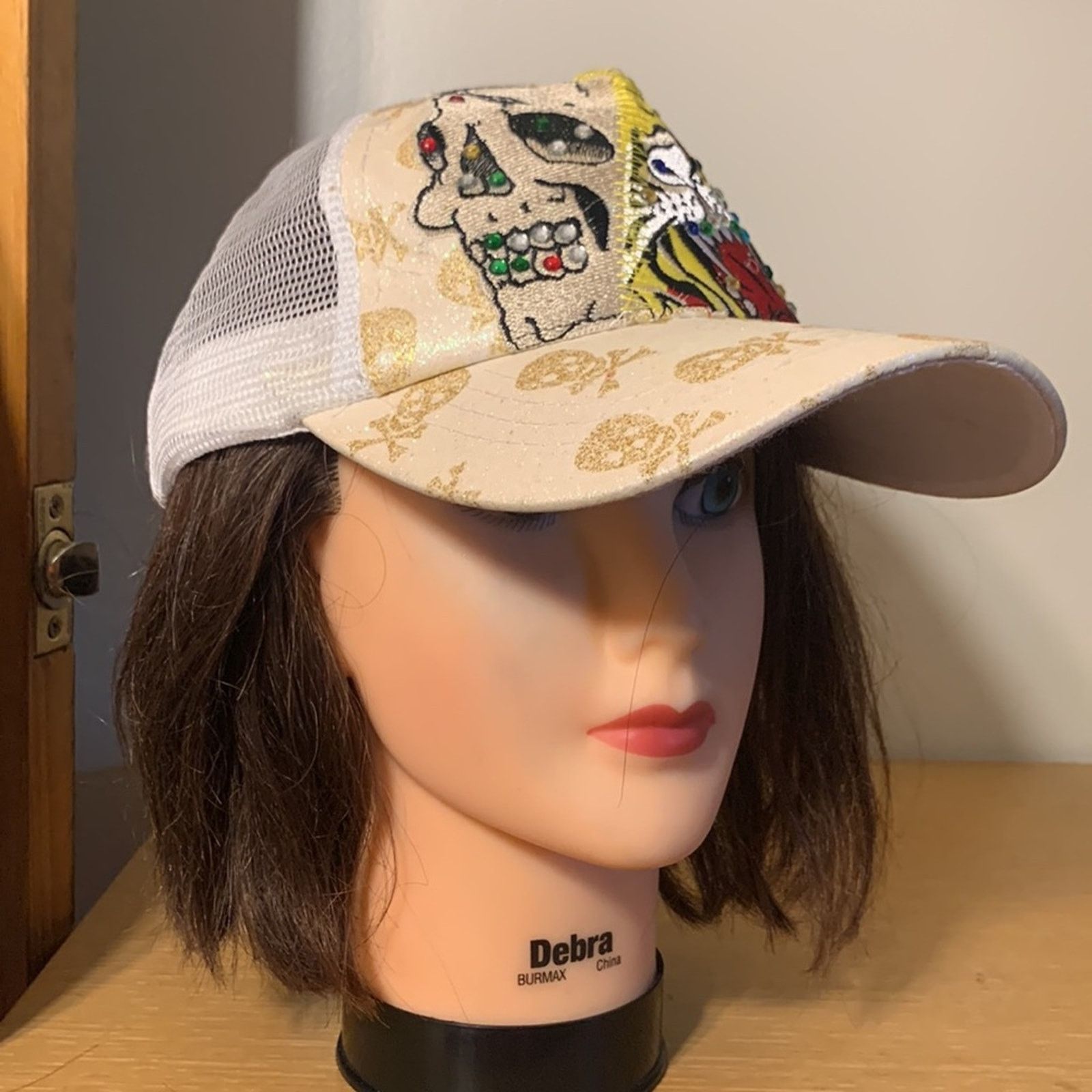 Vintage Bedazzled gems embroidery skulls,tiger baseball trucker hat Size ONE SIZE - 9 Thumbnail