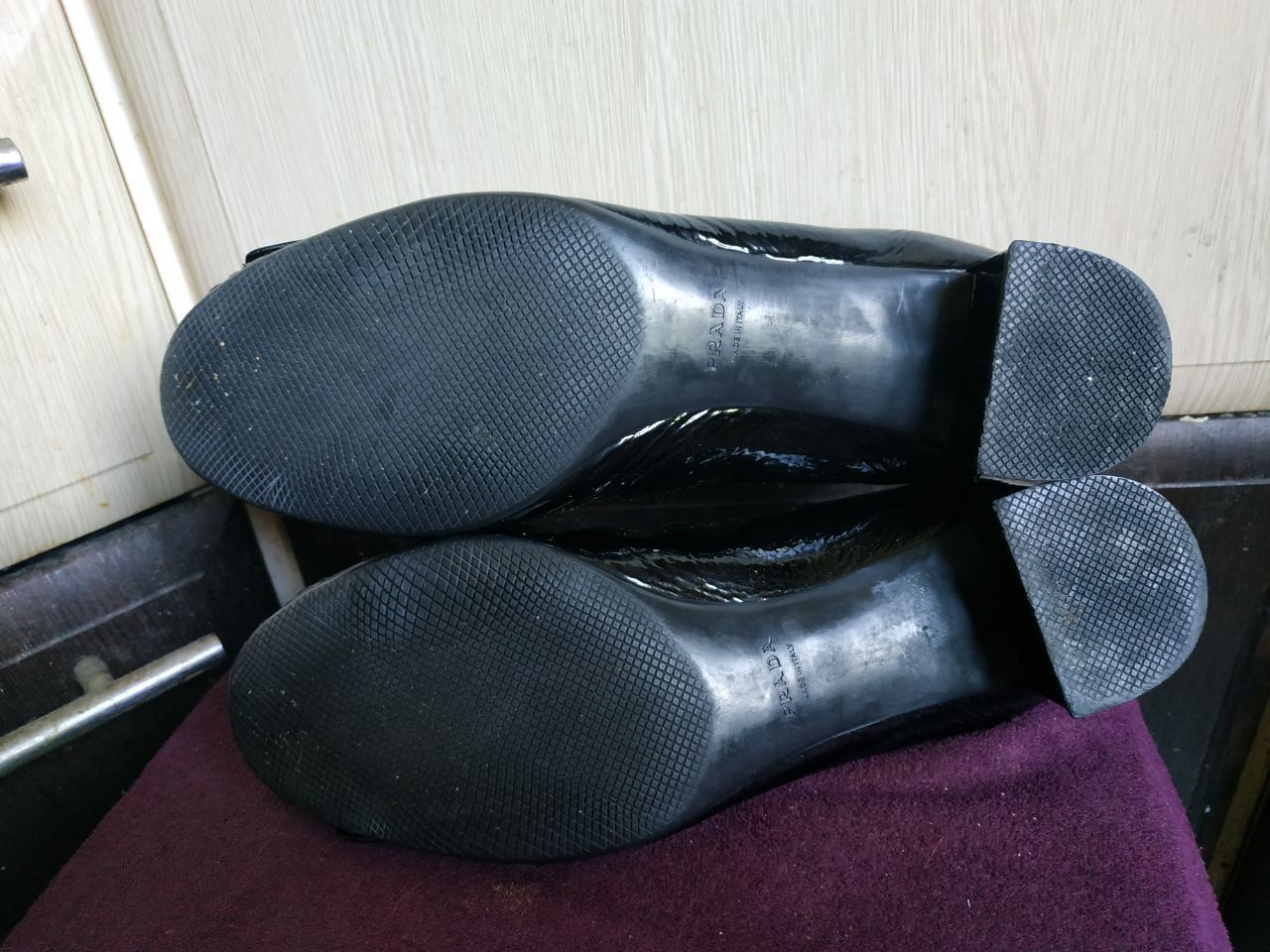 Prada Prada Black Patent Ballet Flats Gold Buckle EU 37 Size US 6 / IT 36 - 10 Thumbnail
