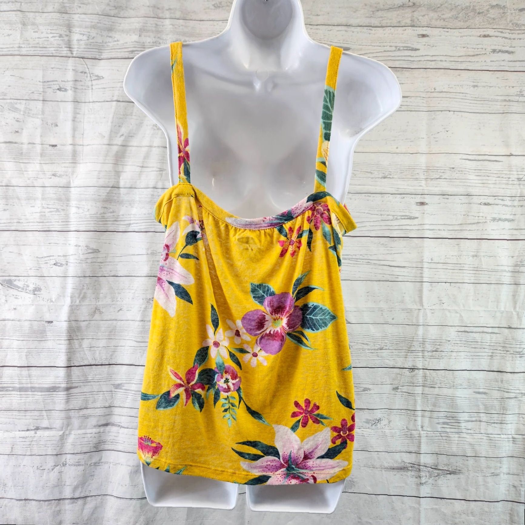 Old Navy VINTAGE Old Navy Womens Tank Top Sz Medium Yellow Pink Floral Ruffle Linen Blend Women Tank Top M Yellow Floral Ruffle Linen Blend Size M / US 6-8 / IT 42-44 - 4 Thumbnail