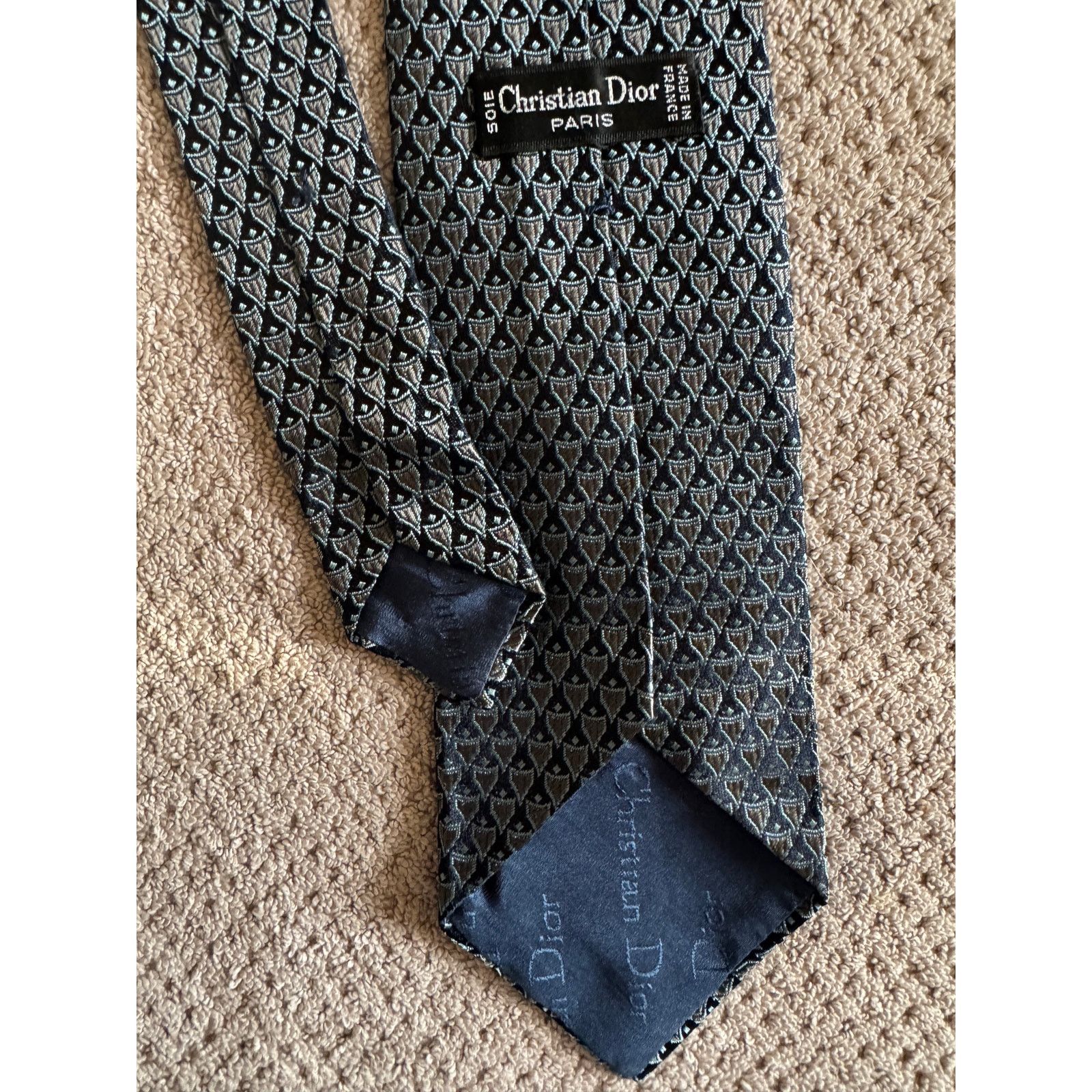 Christian Dior Monsieur France Christian Dior Paris Beautiful Blue 100% Silk Tie Size ONE SIZE - 1 Thumbnail