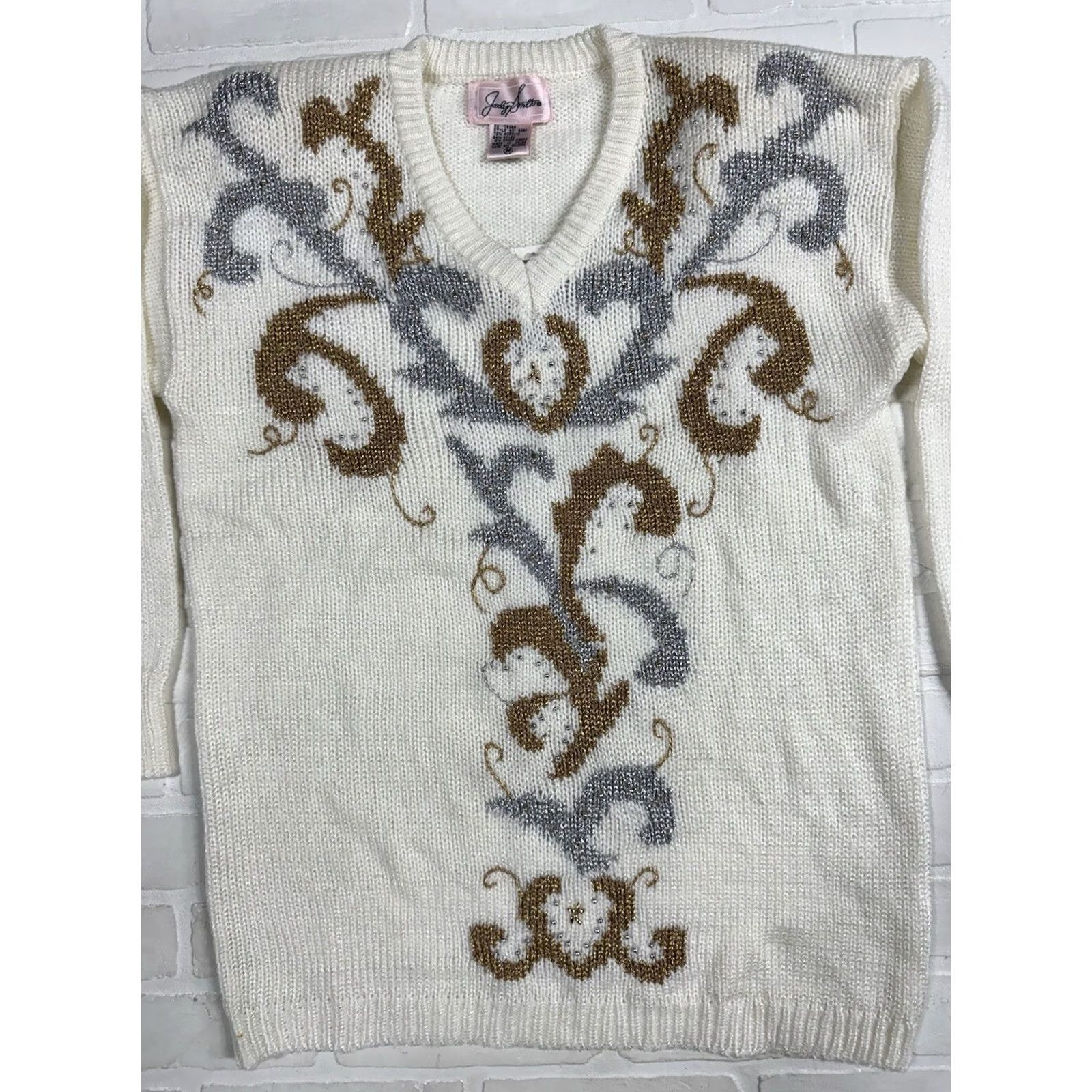 Vintage VINTAGE Jaclyn Smith Sweater Shirt Womens M White Beaded Embroidered 90s 80s Pullover V-Neck Size M / US 6-8 / IT 42-44 - 3 Thumbnail