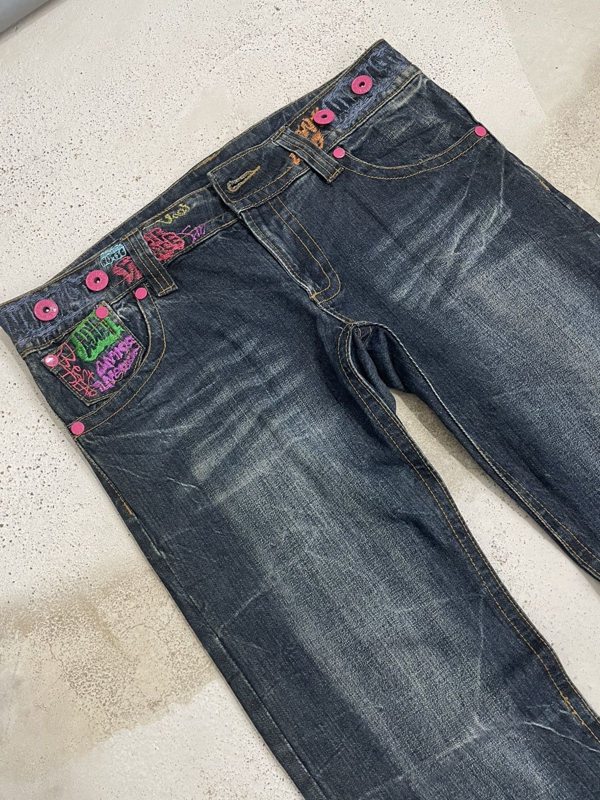 Designer × Japanese Brand Y2K Graffiti Embroidery Honeycomb Whisker Button Denim Size US 33 - 3 Thumbnail