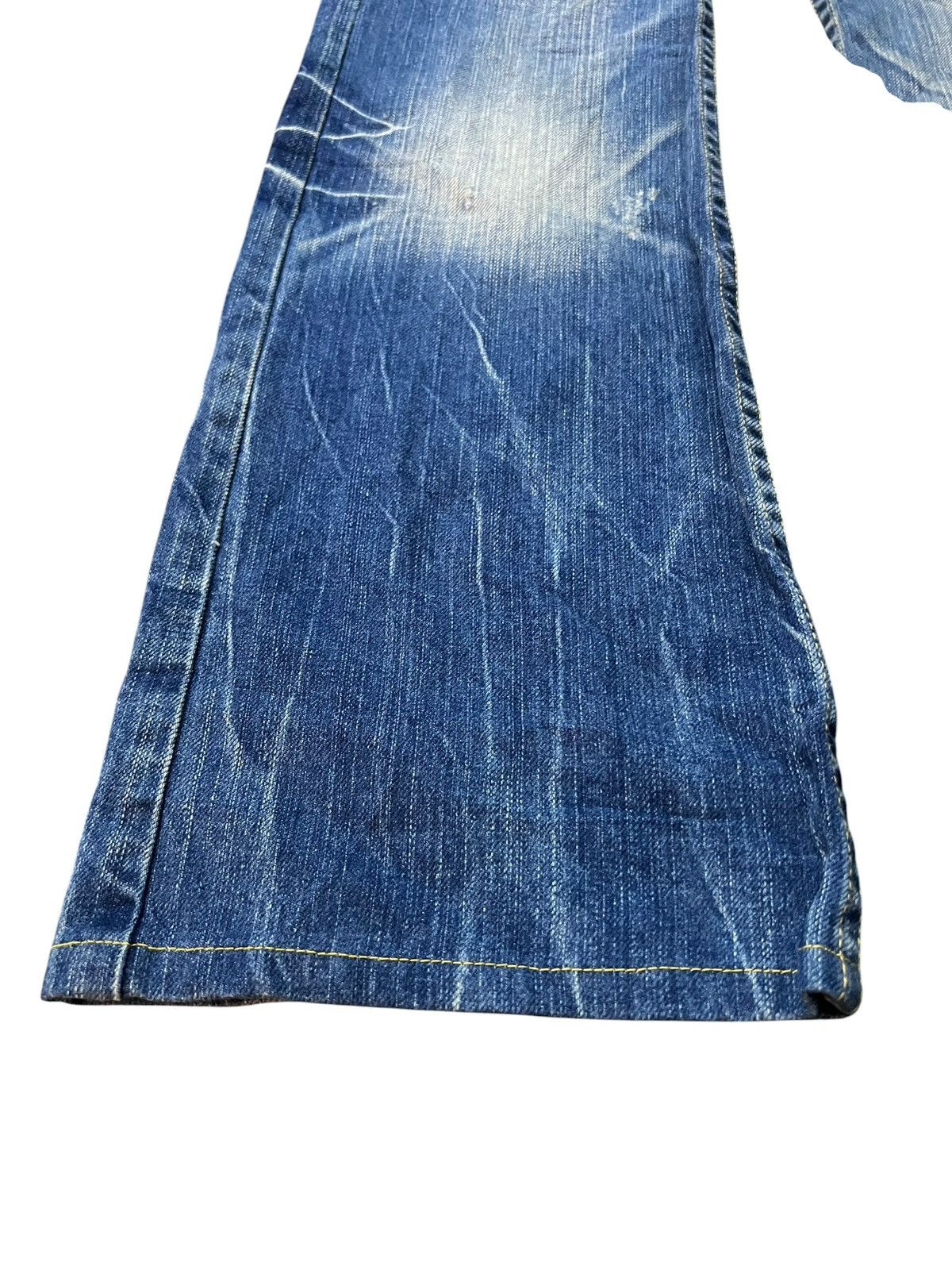 Japanese Brand 💥Flare low rise💥Red pepper Clawmark Mud wash Jean Very Rare Size US 29 - 6 Thumbnail