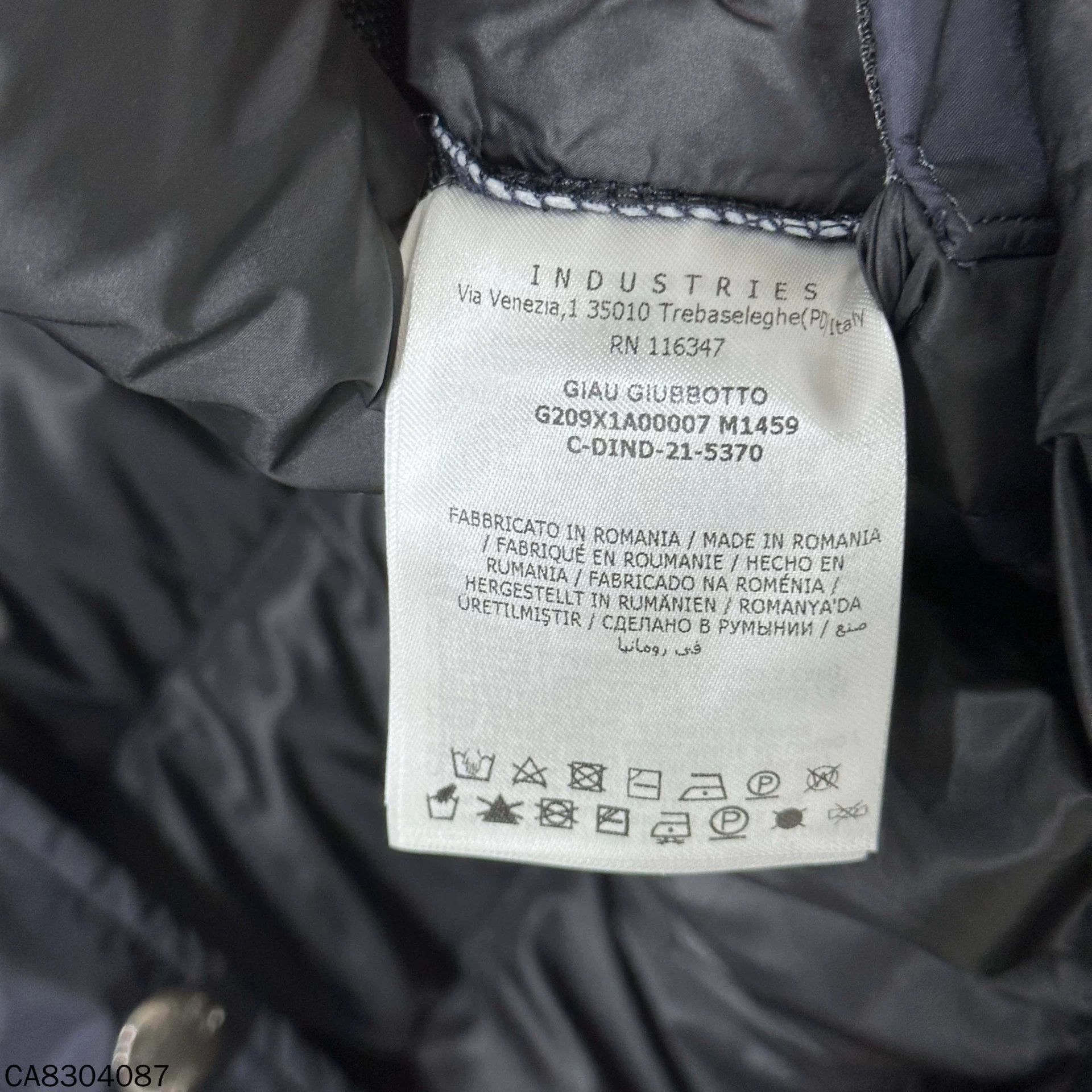 Moncler Moncler x Hiroshi Fujiwara Logo 99 New Down Jacket Women's 0 Size US XS / EU 42 / 0 - 5 Thumbnail
