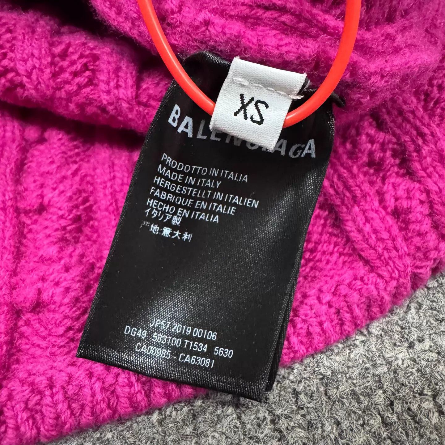 Balenciaga Balenciaga Magenta Cable-Knit V-Neck Mid-Sleeve Sweater XS Size XS / US 0-2 / IT 36-38 - 8 Thumbnail