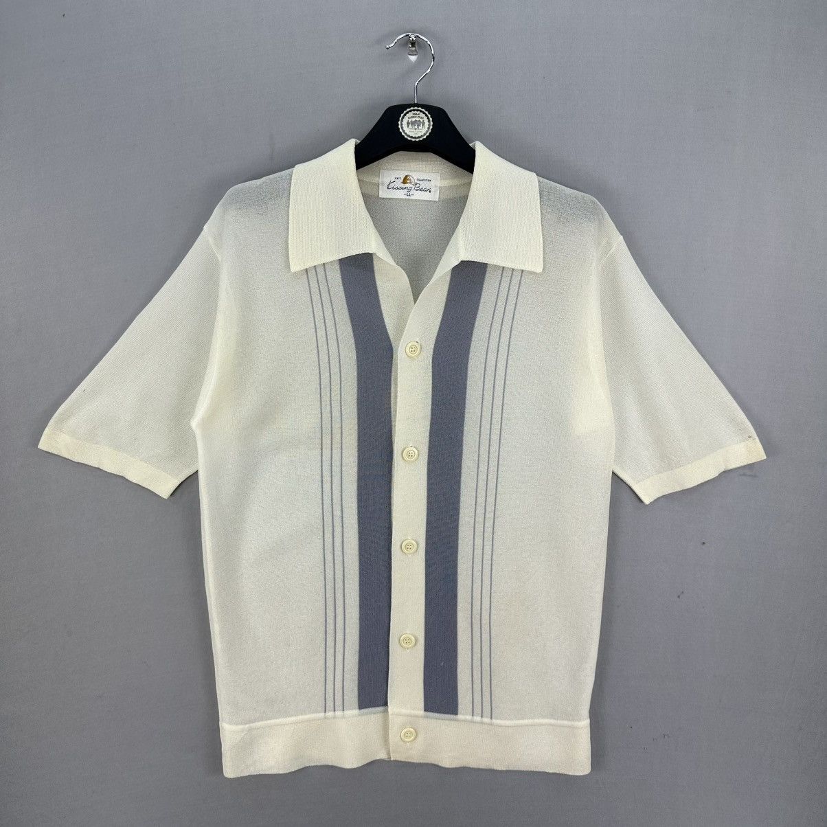 Japanese Brand Vintage 90's Kissing Bear Polo Knit Shirt Button up Size US S / EU 44-46 / 1 - 1 Thumbnail