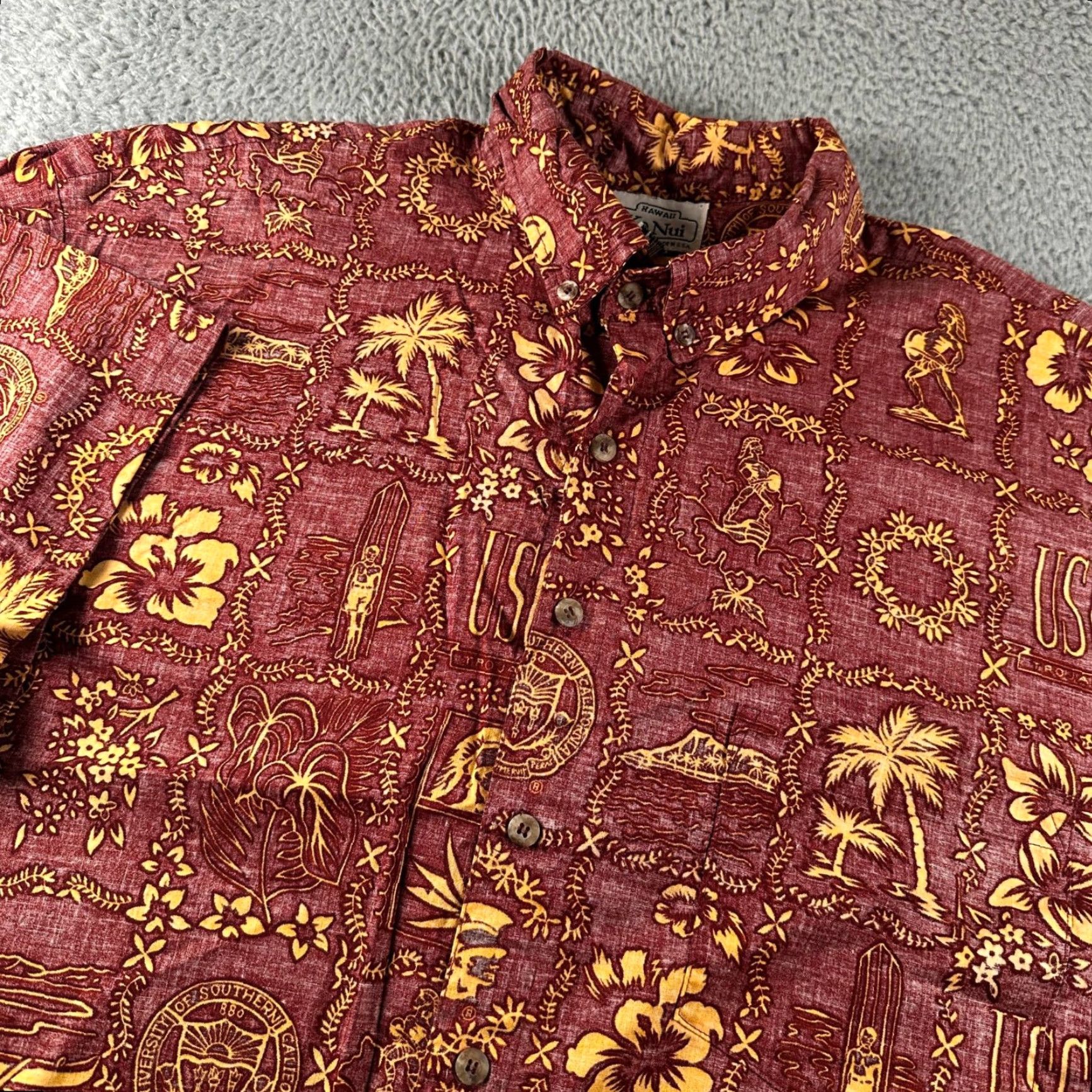 ALOHAS Ke Nui Hawaiian Shirt Mens XXL Burgundy Gold USC Trojans Aloha Button Front Size US XXL / EU 58 / 5 - 2 Thumbnail