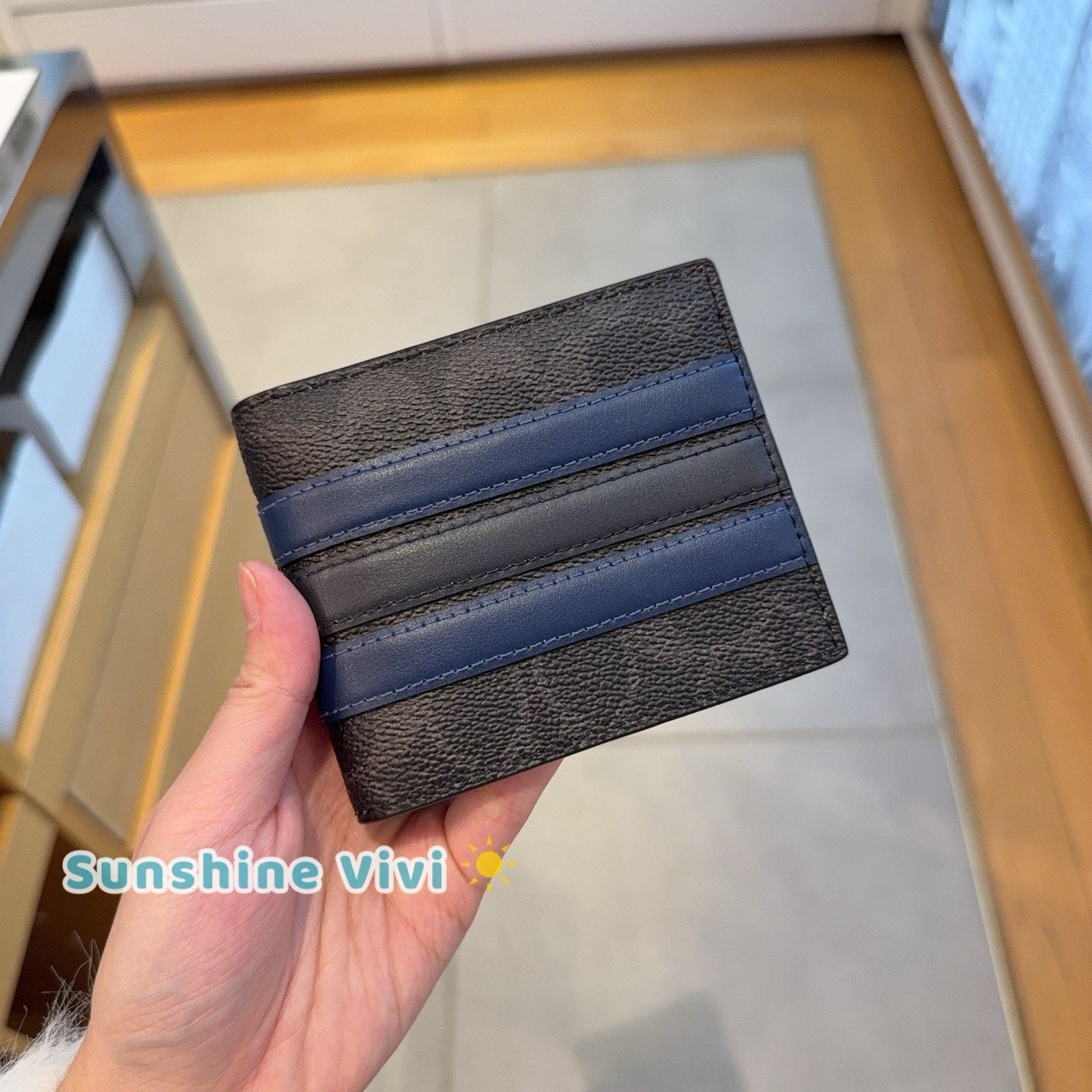 Coach NWT Coach Id Billfold WalletIn Varsity Stripe CDD07 black Size ONE SIZE - 1 Thumbnail