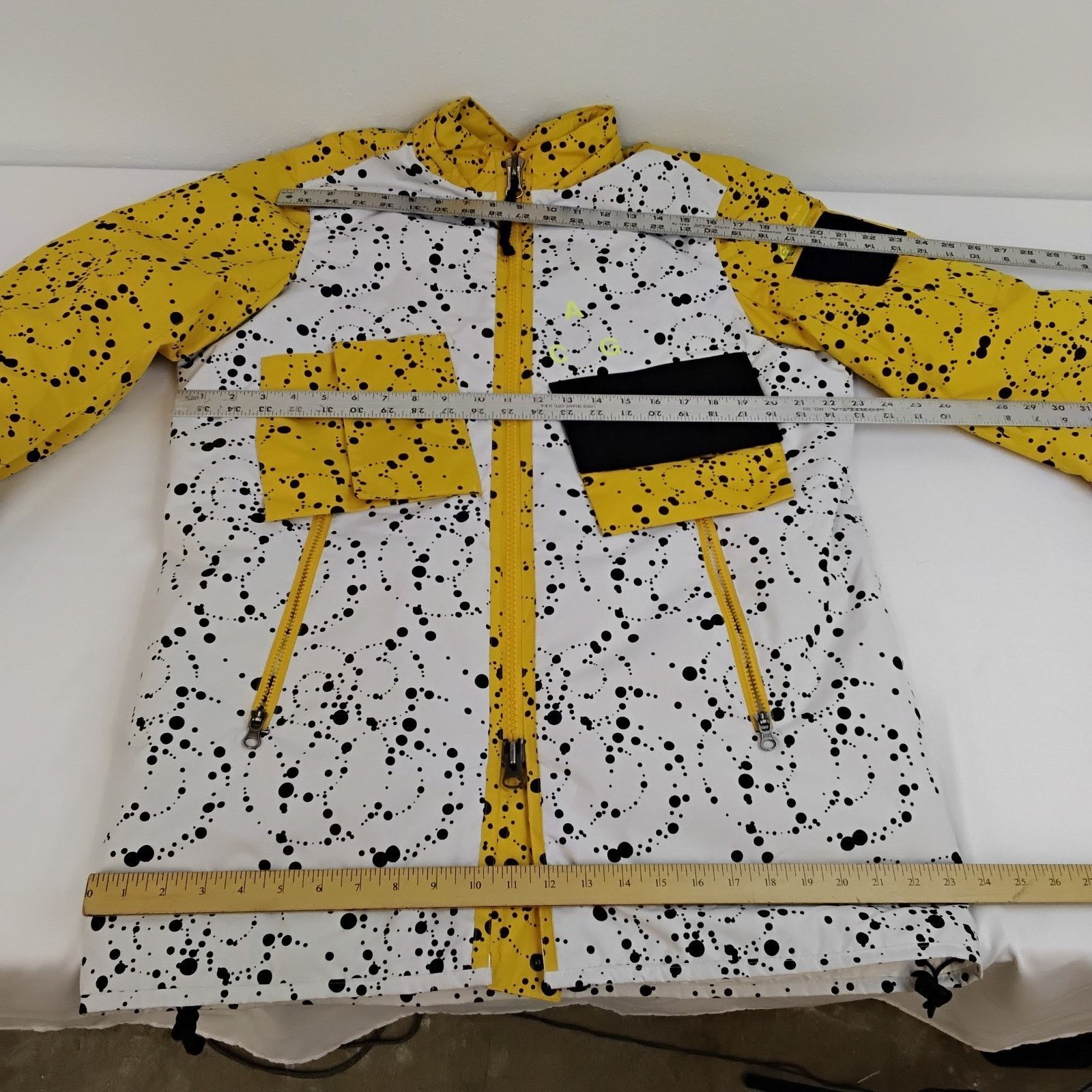 Nike ACG Nike ACG Insulated Jacket Men's M Yellow Black AQ3531-100 Size US M / EU 48-50 / 2 - 13 Thumbnail
