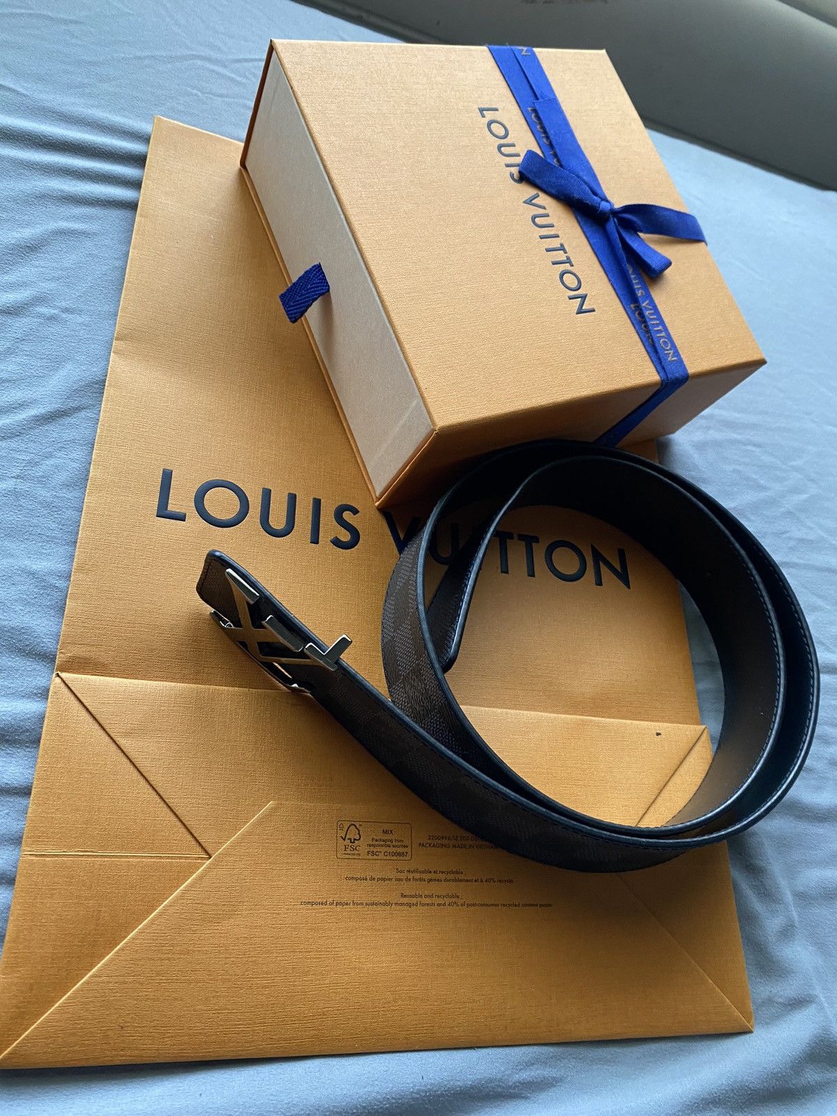 Louis Vuitton Louis Vuitton Reversible Belt authentic Size 30 - 2 Thumbnail