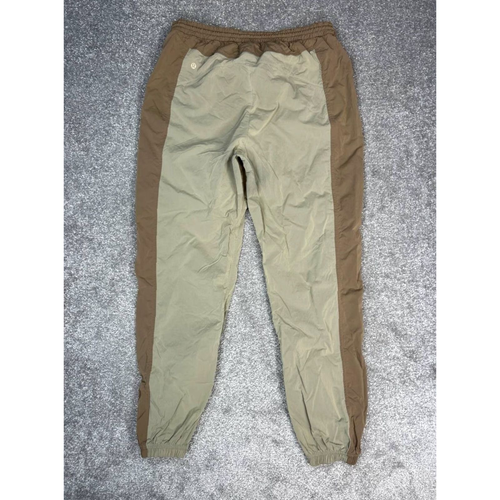 Lululemon VINTAGE Lululemon Evergreen Track Pants Womens 10 Beige Athleisure Running Size 32" / US 10 / IT 46 - 2 Thumbnail