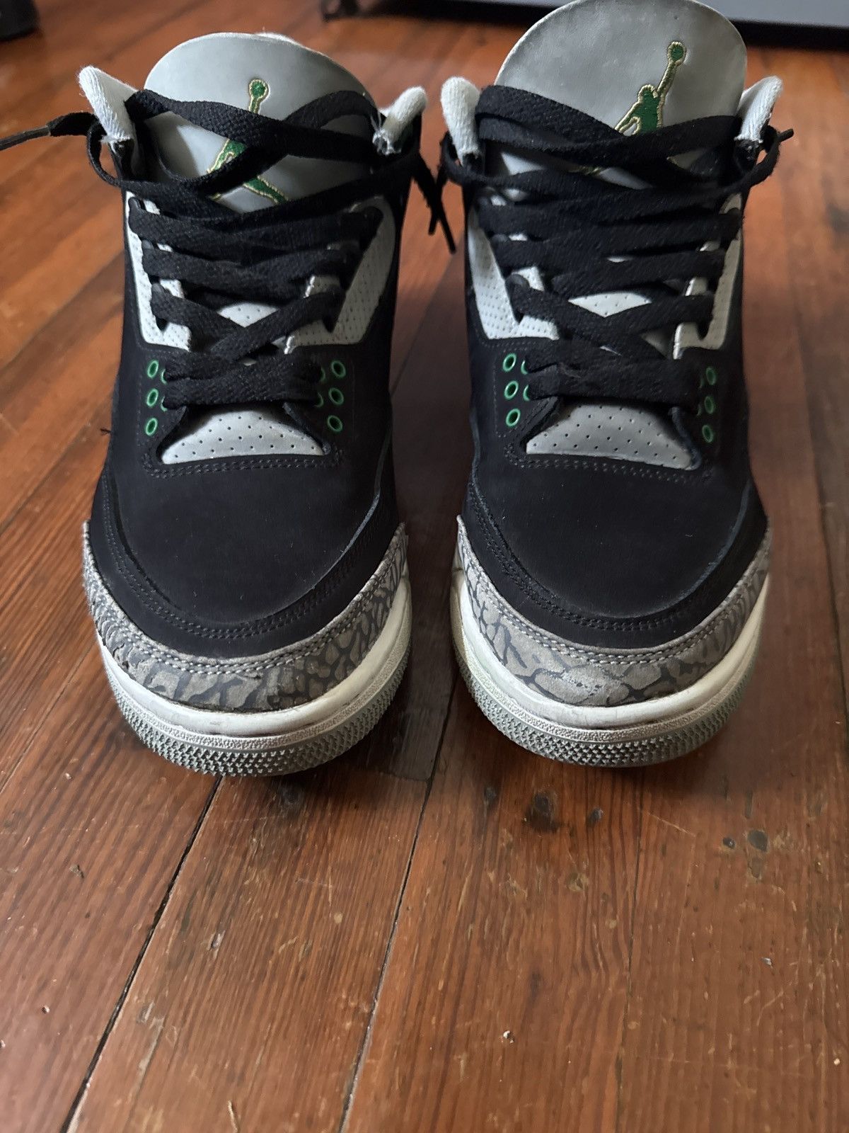 Jordan Brand Jordan 3 pine green Size US 8 / EU 41 - 3 Thumbnail