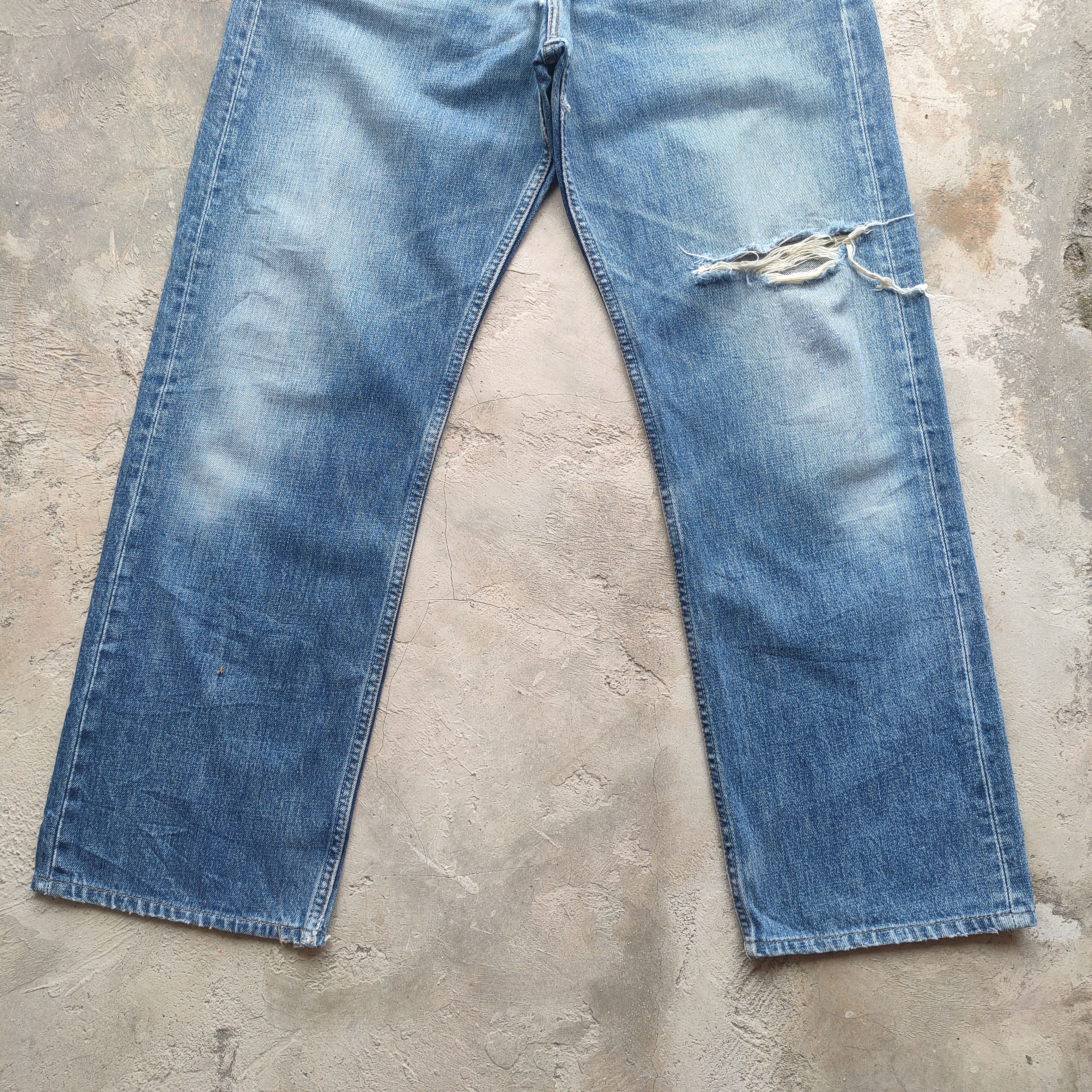 Levi's Vintage Clothing W32 VINTAGE LEVI'S 512 FADED DISTRESSED JEAN DENIM PANTS Size US 32 / EU 48 - 4 Thumbnail