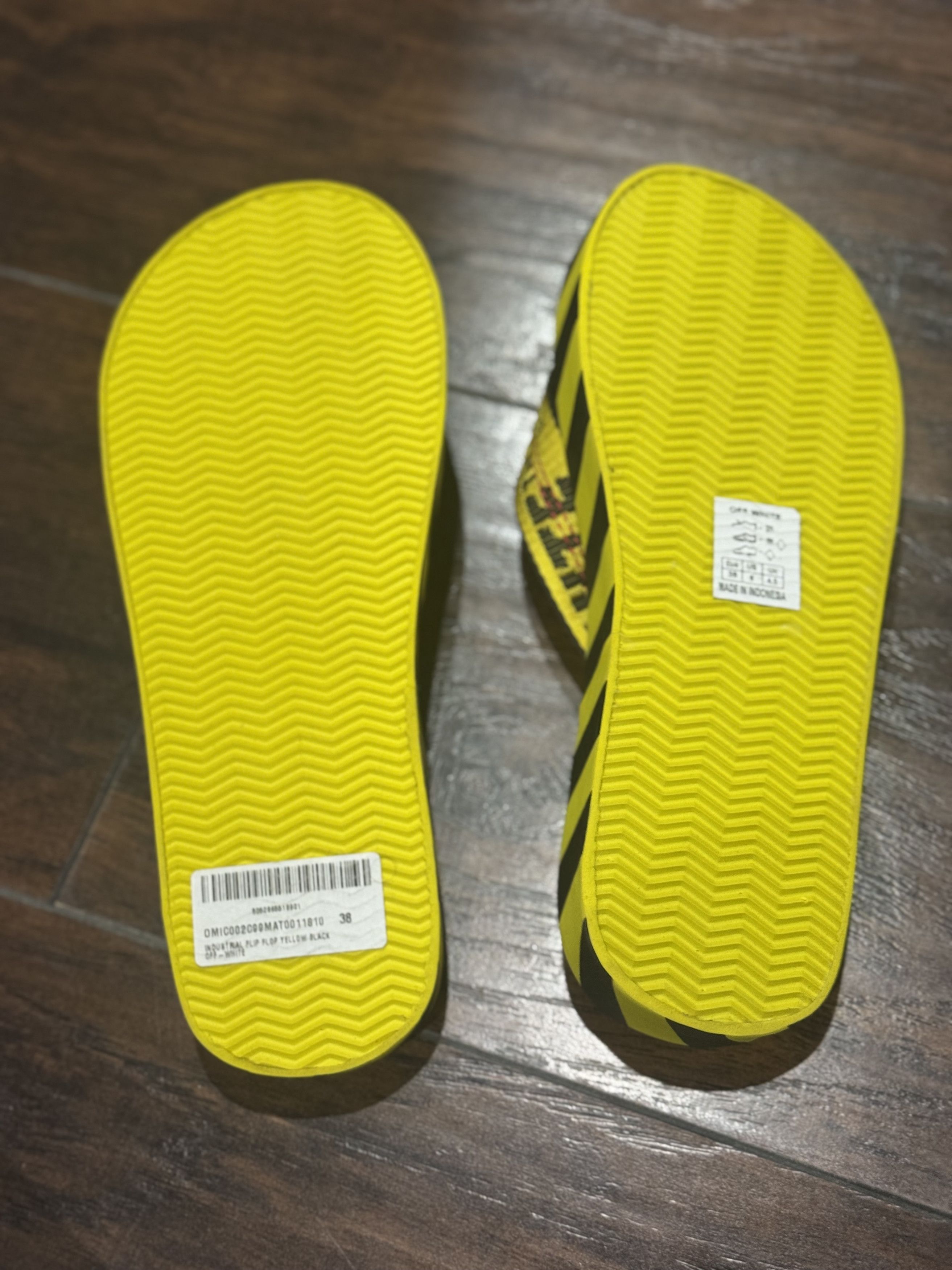 Off-White Industrial belt flip flops Size US 7 / IT 37 - 2 Thumbnail