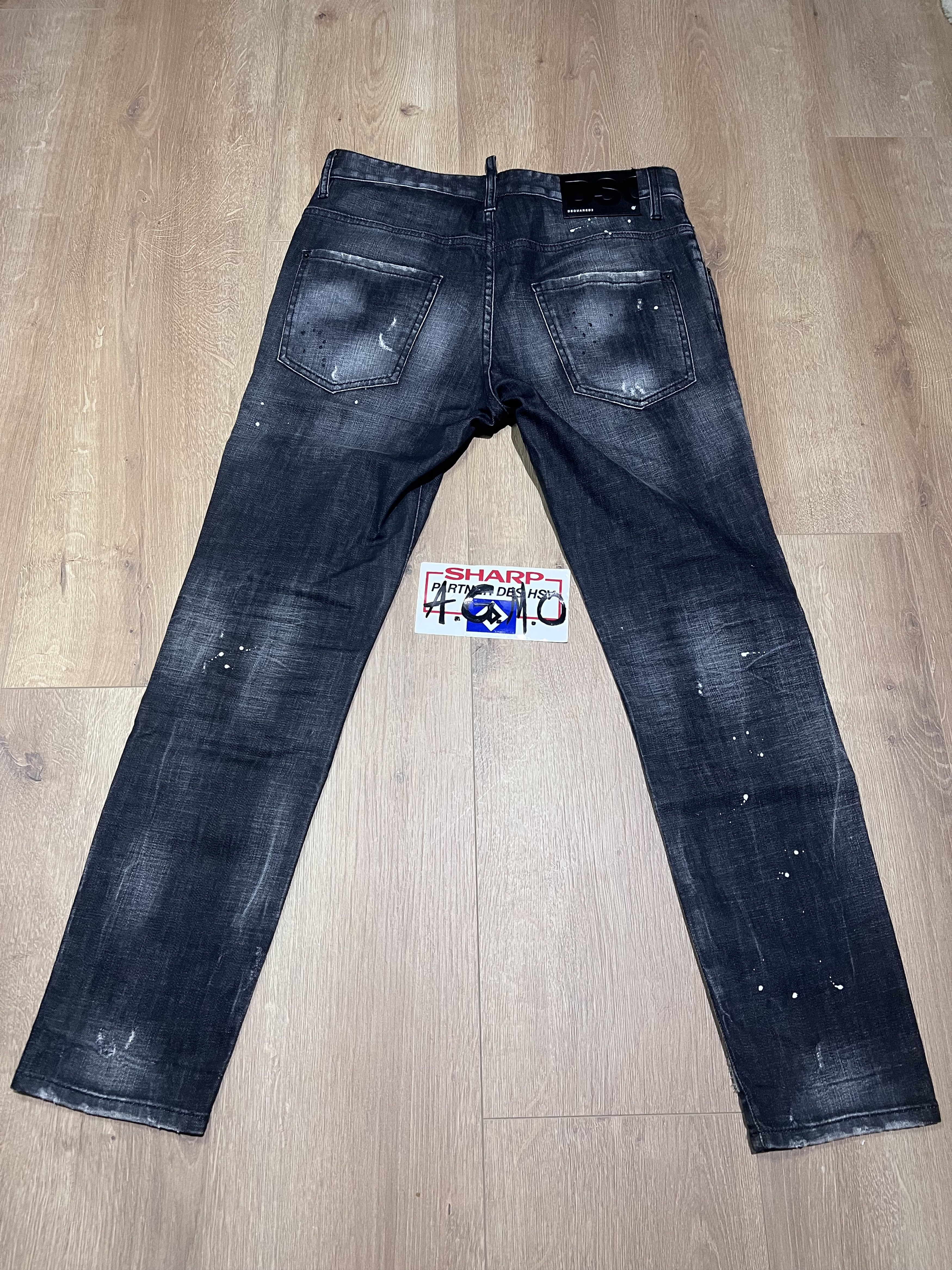 Dsquared2 DSQUARED2 DSQ2 S74LB1039 Skater Jean jeans pants tapered Size US 32 / EU 48 - 11 Thumbnail