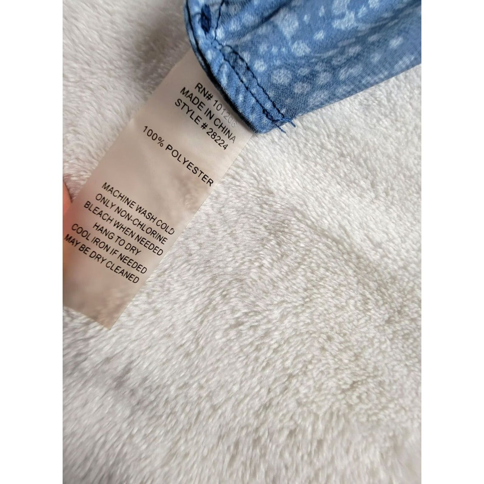 Soft Surroundings Soft Surroundings Blouse Blue Spotted 3/4 Sleeve V-neck Large Women Size L / US 10 / IT 46 - 6 Thumbnail