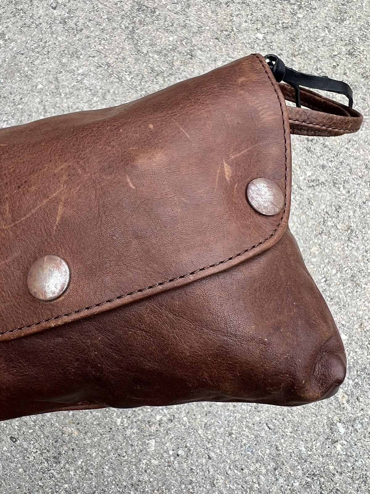 Leather Far Eastern Enthusiast Japan Patina Leather Clutch Bag Size ONE SIZE - 12 Thumbnail
