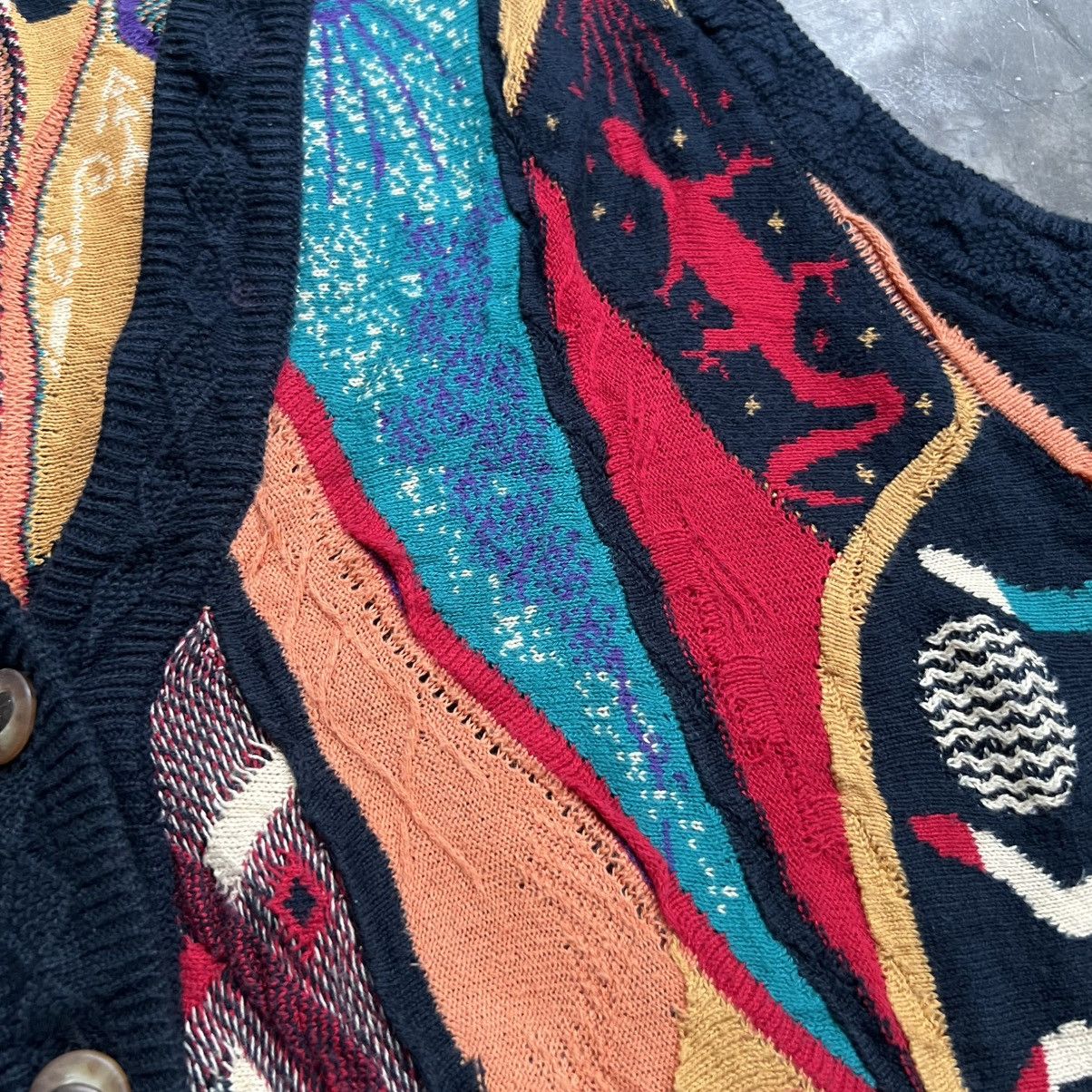 Coogi 1990s Geccu Coogi 3D Cable Knit Vest Size L / US 10 / IT 46 - 6 Thumbnail