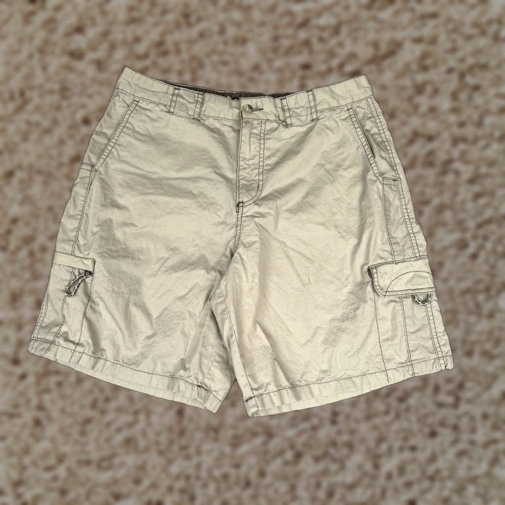 Vintage Columbia Cargo Shorts Womens 12 Beige Twill Hiking 8 Inseam Pockets Outdoor Size 34" / US 12 / IT 48 - 1 Thumbnail