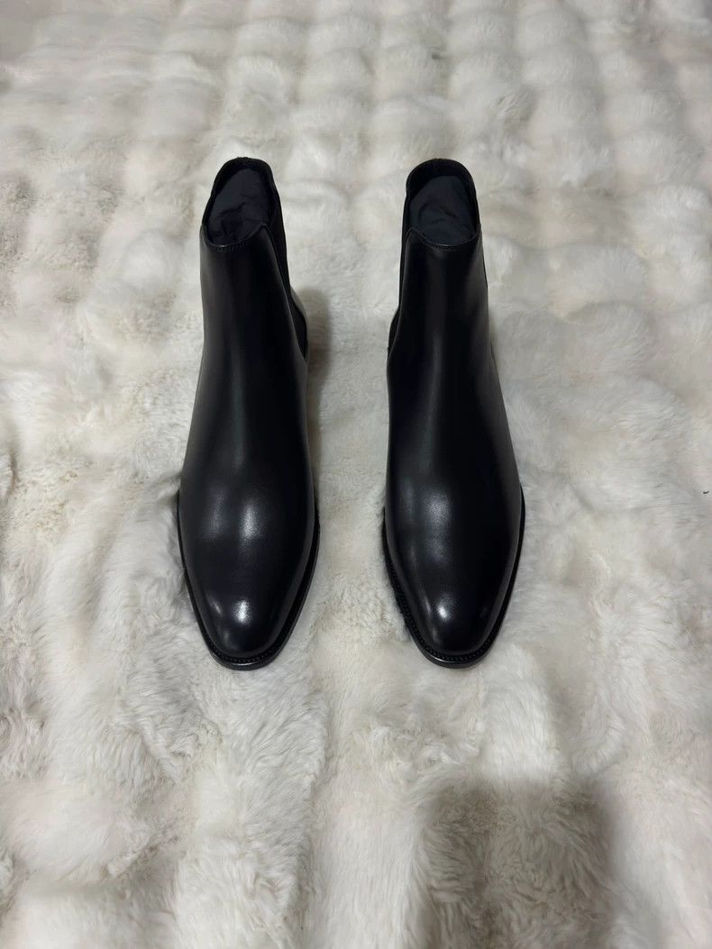 Saint Laurent Paris Saint laurent paris Chelsea boots in shiny leather boots 25 Size US 9.5 / EU 42-43 - 3 Thumbnail