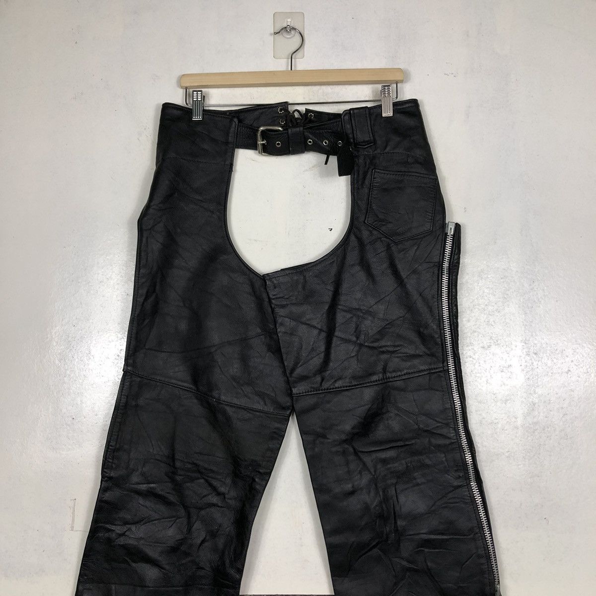 Genuine Leather × Vintage 📌VINTAGE COW BOY RIDER LEATHER RACING UNIVERSAL RIDER USA Size US 32 / EU 48 - 6 Thumbnail