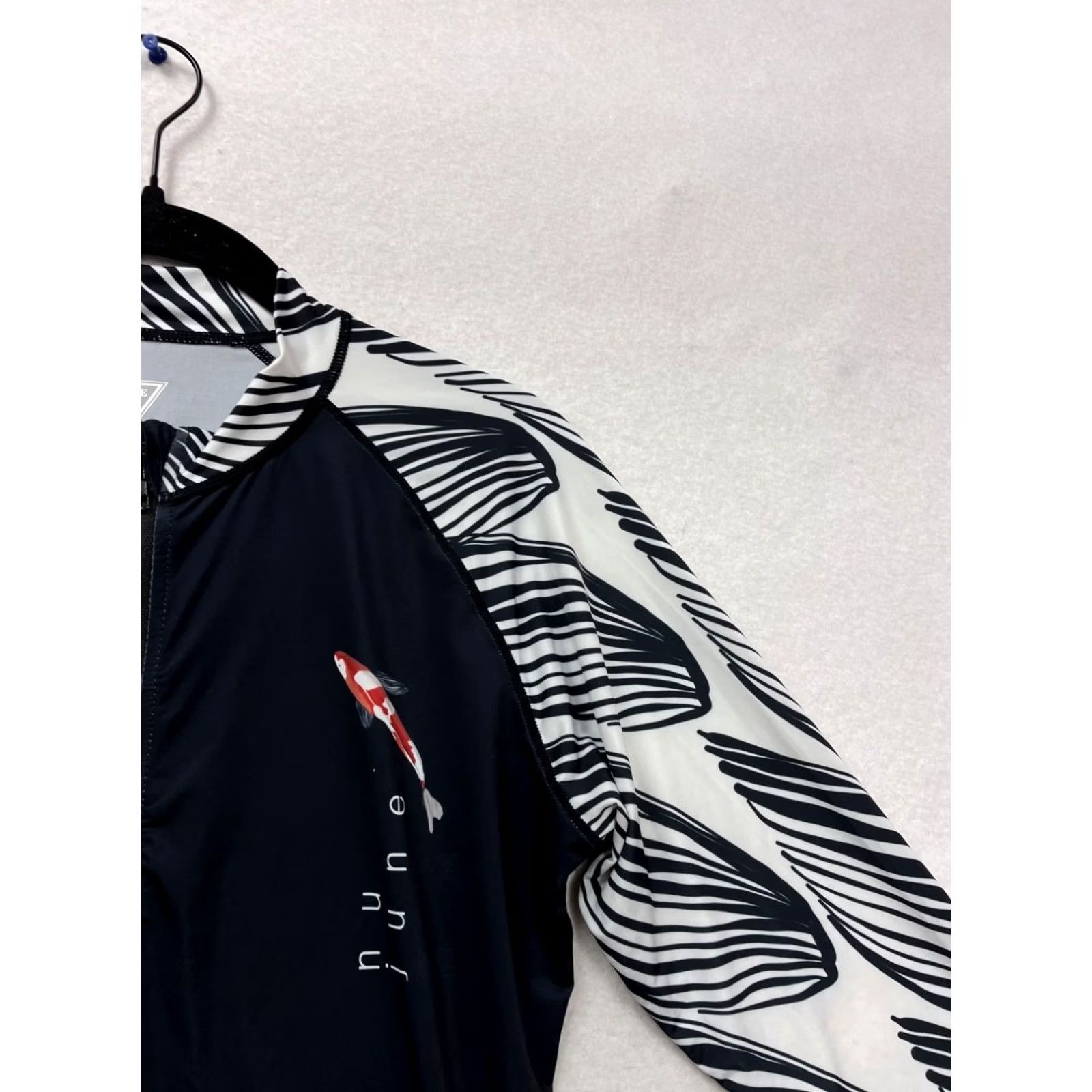 Vintage No-Nu-June Long Sleeve Rash Guard Shirt UPF 50+ Jacket Womens M Black Striped Print ZipUp Jacket Size M / US 6-8 / IT 42-44 - 5 Thumbnail