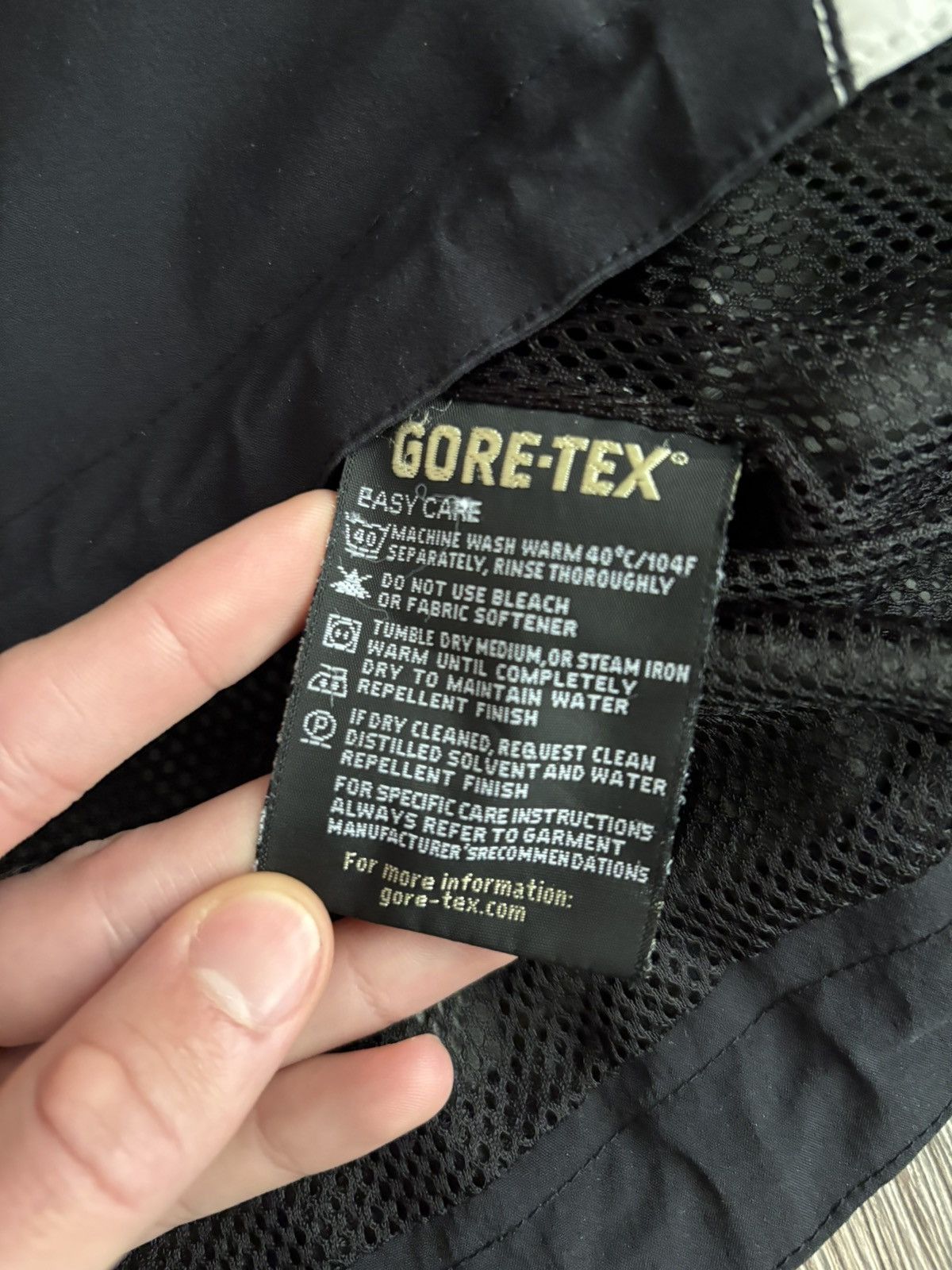 Galvin Green Galvin Green Vintage Gore-Tex Performance Shell Light Anorak Size US L / EU 52-54 / 3 - 13 Thumbnail