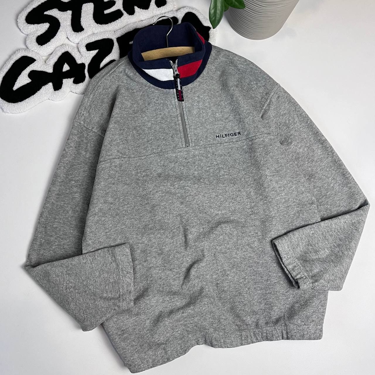 Tommy Hilfiger × Vintage Vintage 90s Tommy Hilfiger Big Logo 1/4 Zip Fleece Size US L / EU 52-54 / 3 - 3 Thumbnail