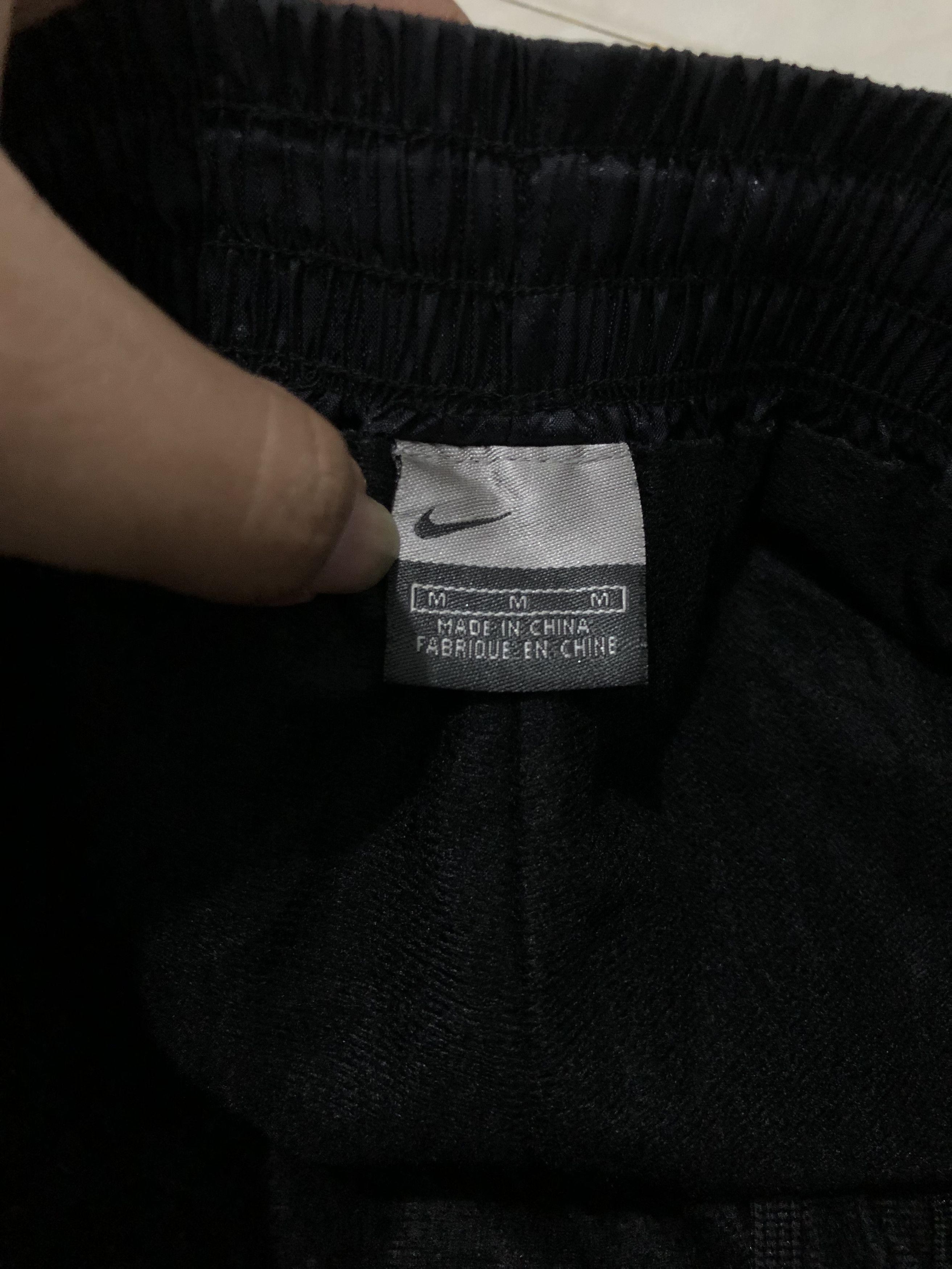 Nike × Vintage Y2K Nike Nylon Drill Trackpants Size US 30 / EU 46 - 5 Thumbnail