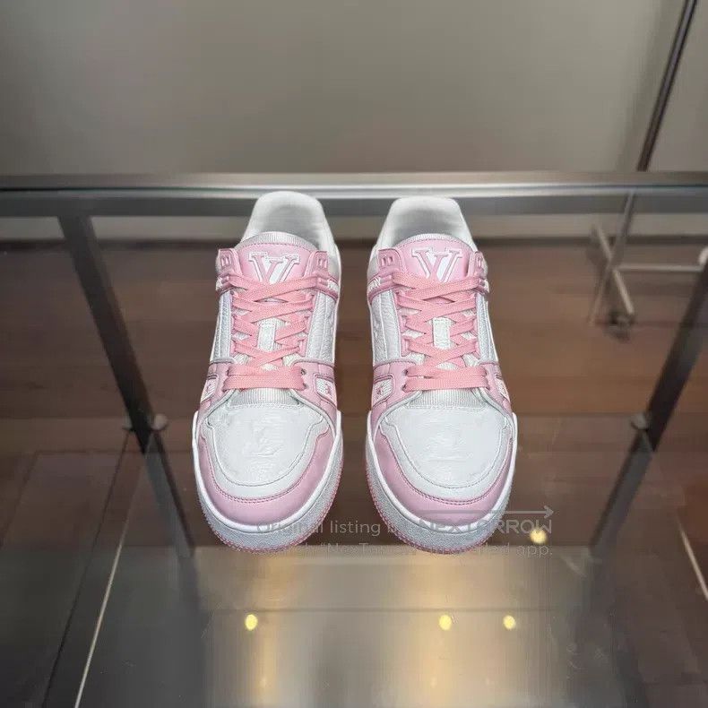 Louis Vuitton Louis Vuitton Trainer 25 New White Powder shoes Size US 6.5 / IT 36.5 - 2 Thumbnail
