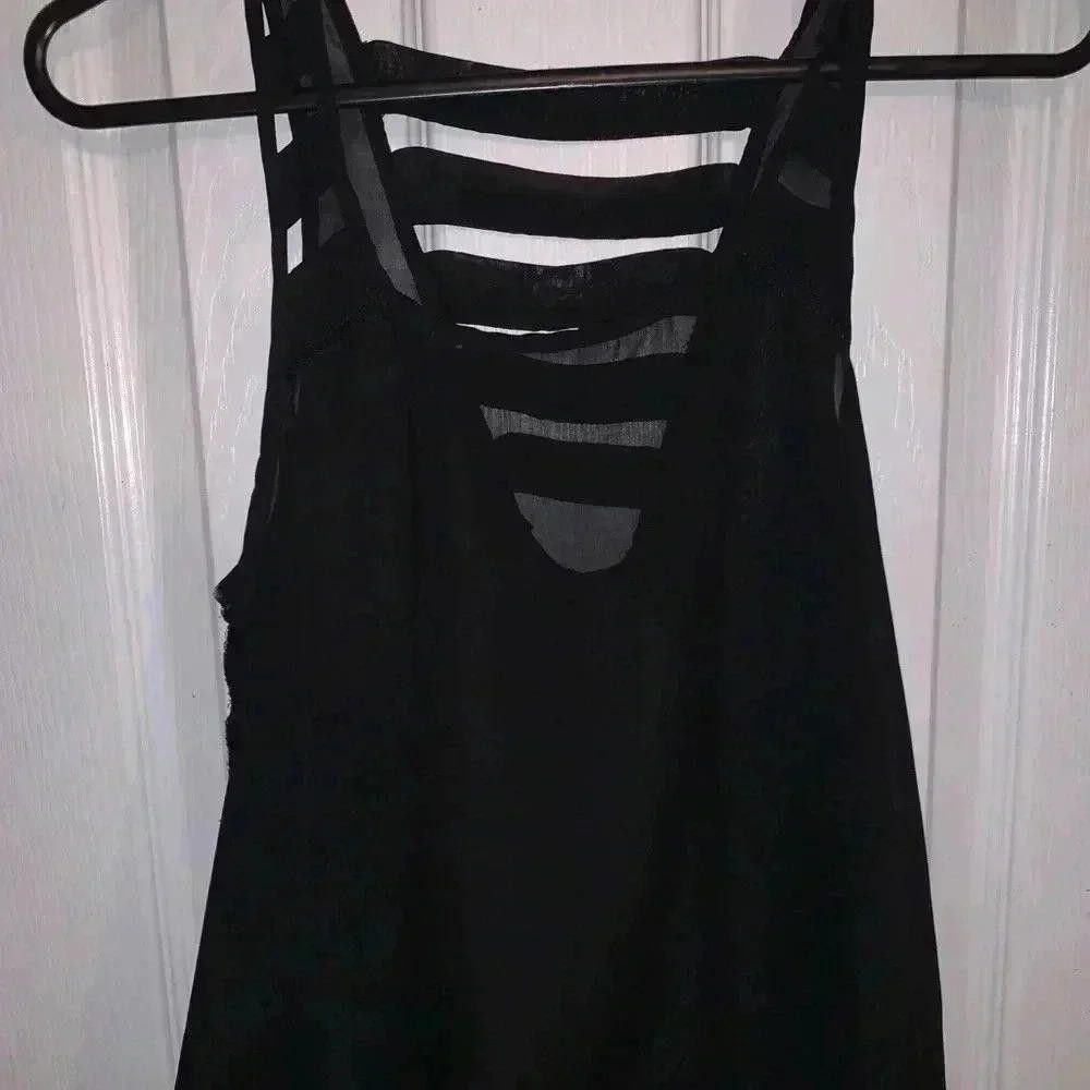 Designer Chic Black Sleeveless Top with Stylish Straps Size S / US 4 / IT 40 - 2 Thumbnail