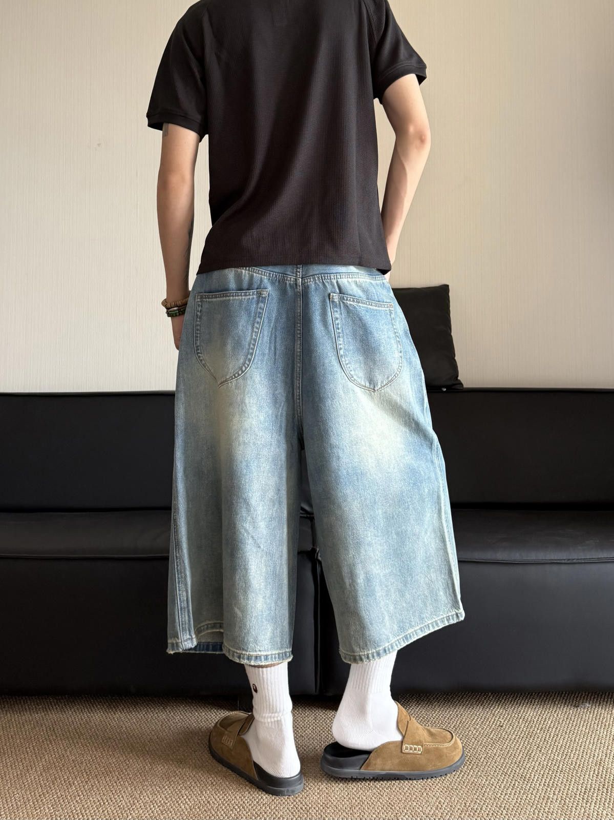 Jean Baggy Wide-Leg Denim Shorts, Oversized Jorts Size US 33 - 4 Thumbnail