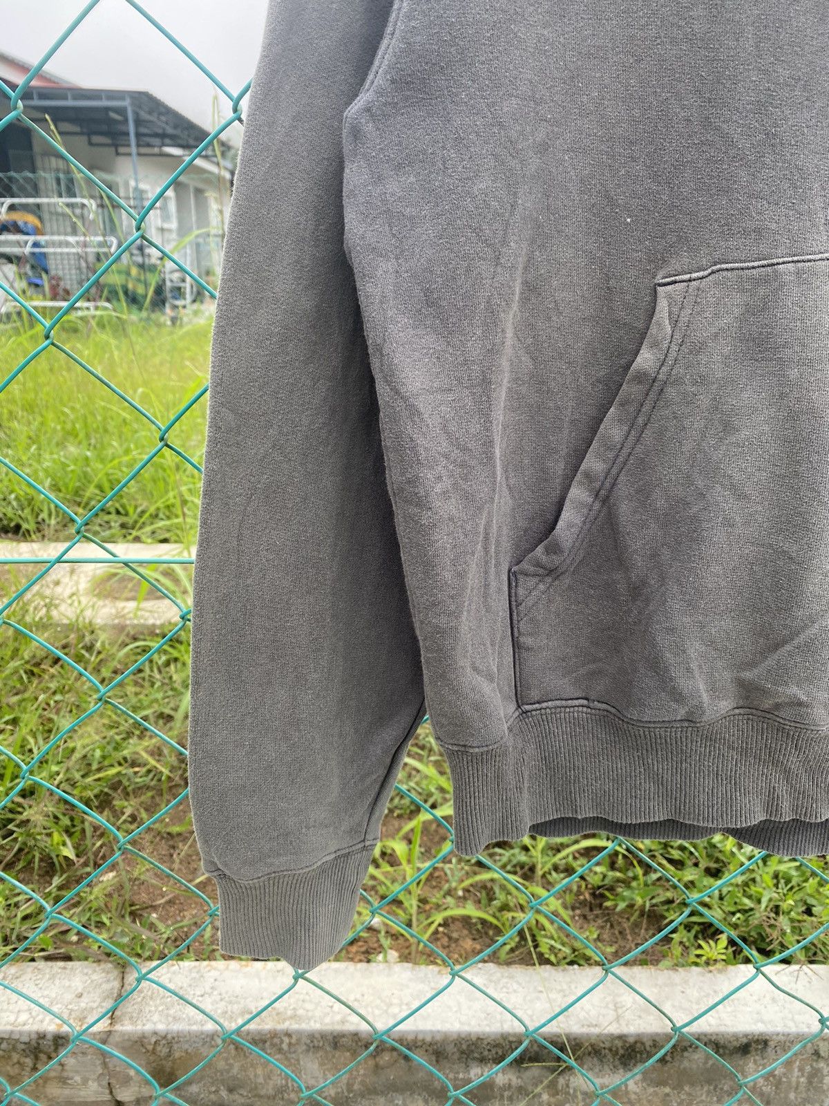 Champion × Vintage Vintage Champion Sun Faded Hoodies Size US L / EU 52-54 / 3 - 6 Thumbnail