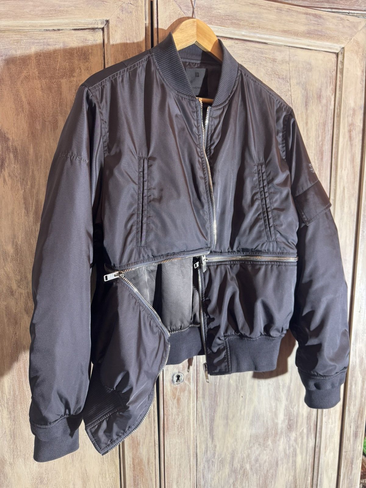 Givenchy Givenchy by MMW fw22 46 men grey stin bomber jacket Size US S / EU 44-46 / 1 - 16 Thumbnail