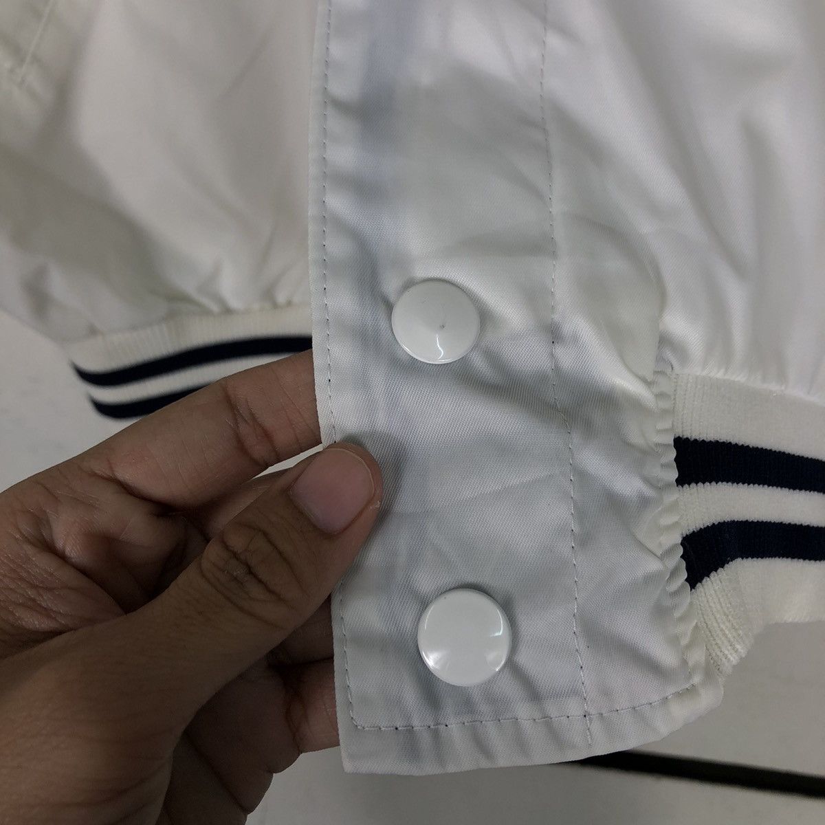 Japanese Brand 🔥Vintage Bomber Jacket Satin Riders South Dakota Univ USA Size US M / EU 48-50 / 2 - 14 Thumbnail