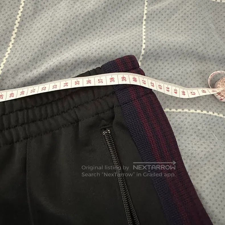 Needles Needles size L Black and purple striped butterfly slacks Size US 38 / EU 54 - 7 Thumbnail