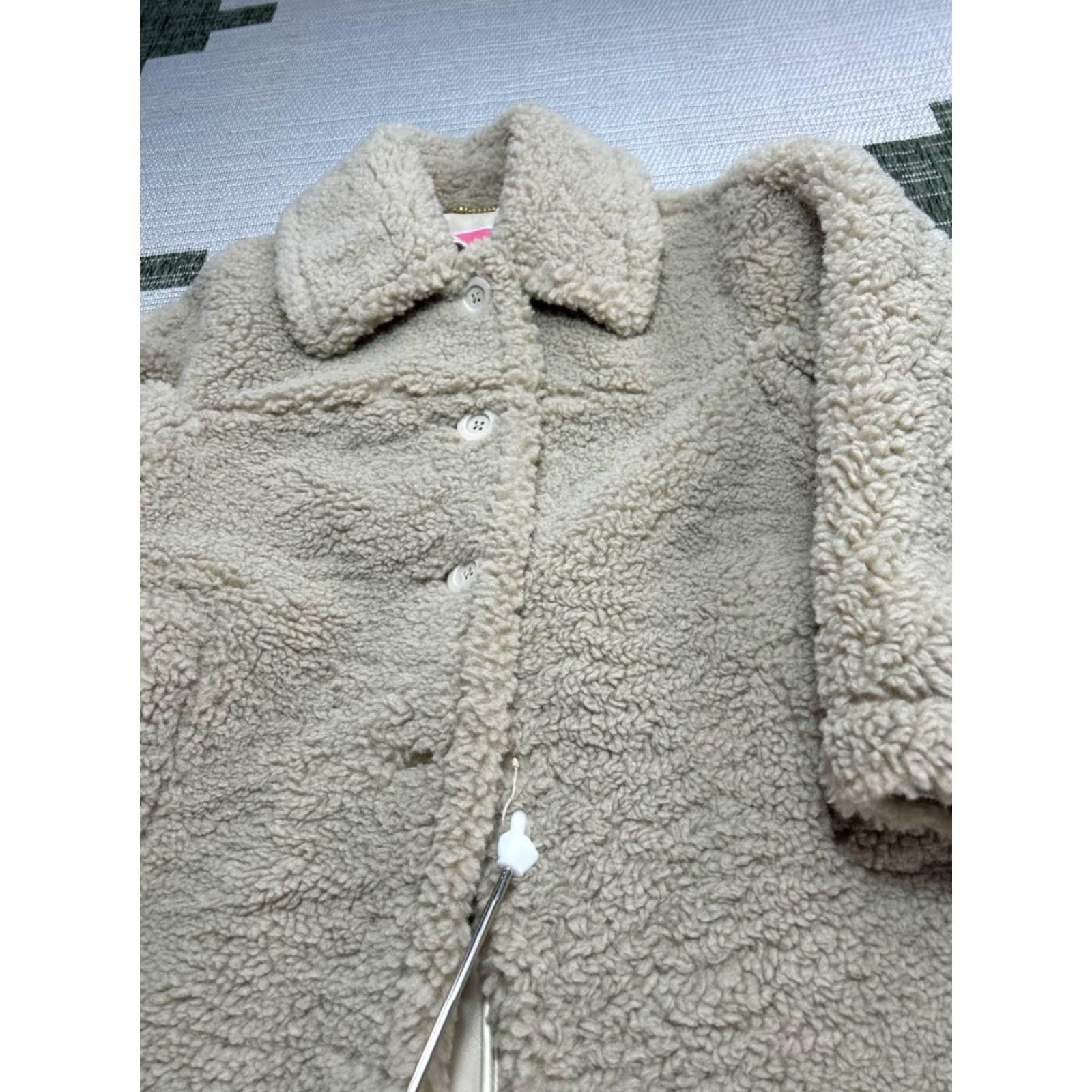 Vintage kate spade new york Faux Shearling Coat Womens Large Beige Oversized Fit Single Breasted Jacket/Coat Size L / US 10 / IT 46 - 4 Thumbnail