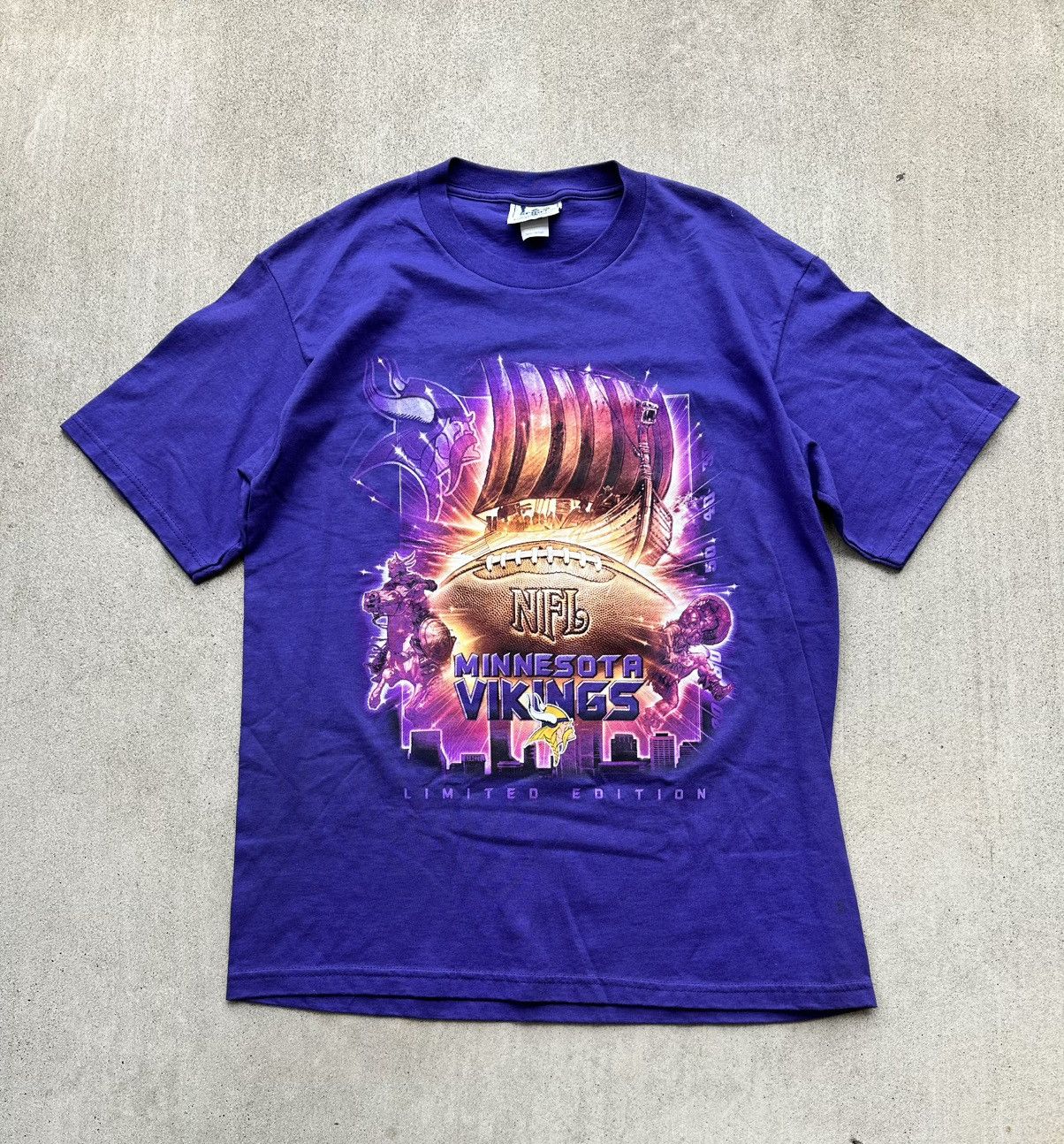 Lee × NFL × Vintage Vintage Minnesota Vikings T Shirt Lee 90s NFL Large Size US L / EU 52-54 / 3 - 1 Thumbnail