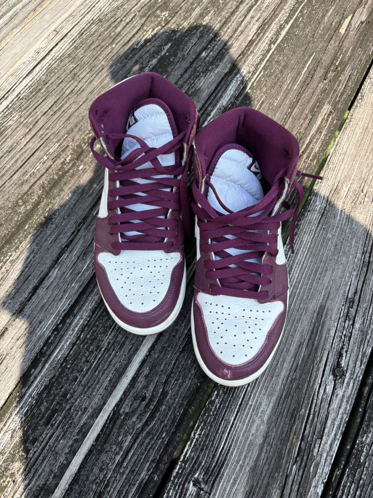Jordan Brand Jordan 1 Bordeaux Size US 8.5 / EU 41-42 - 3 Thumbnail