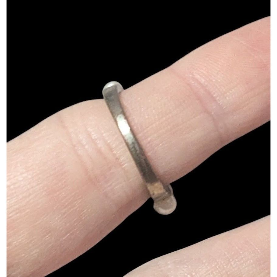Other Vintage Coquette Glam Single Row Faux Pearl Ring Size 6 Size ONE SIZE - 9 Thumbnail
